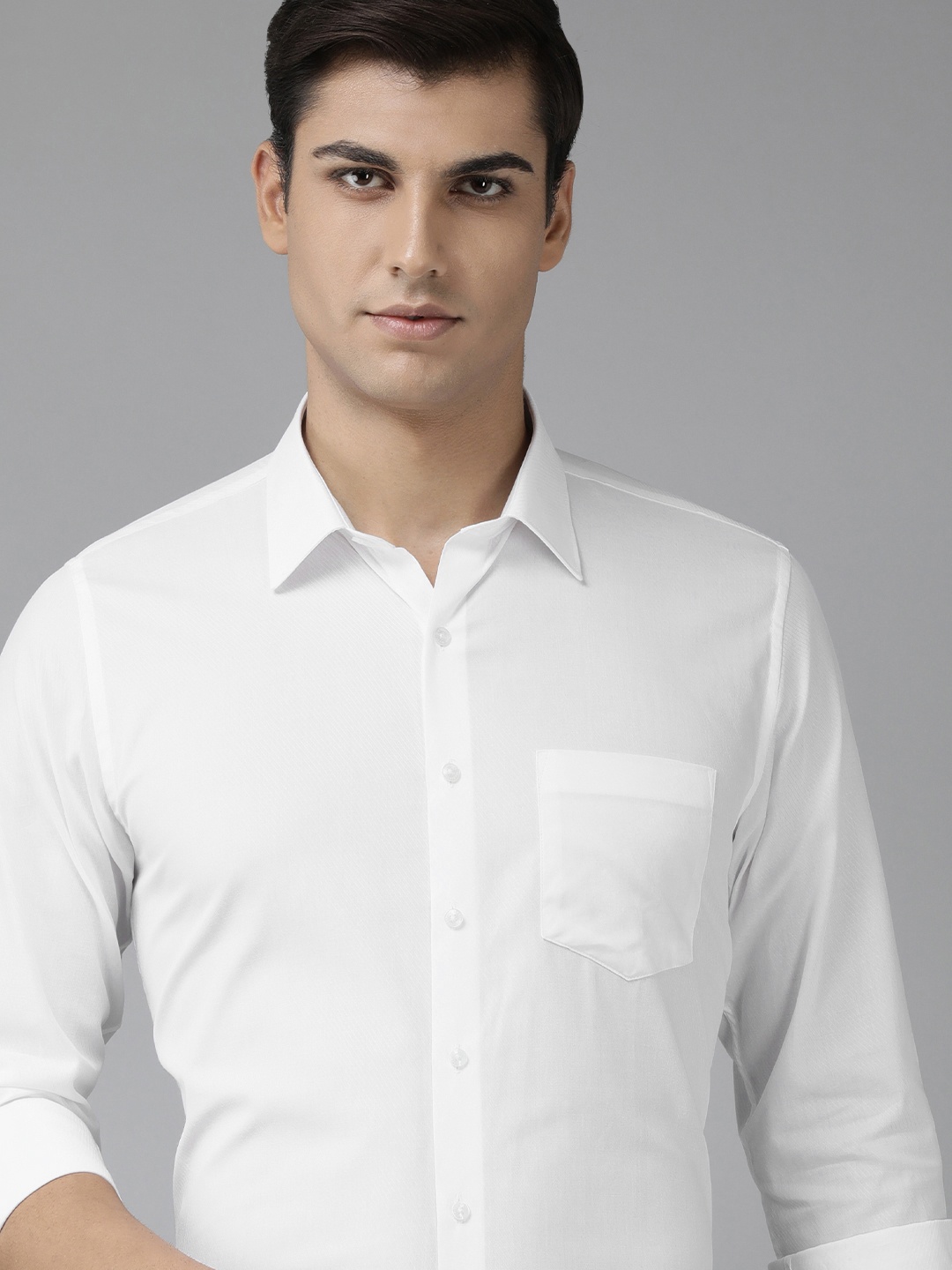 

Van Heusen Men White Slim Fit Solid Opaque Pure Cotton Formal Shirt