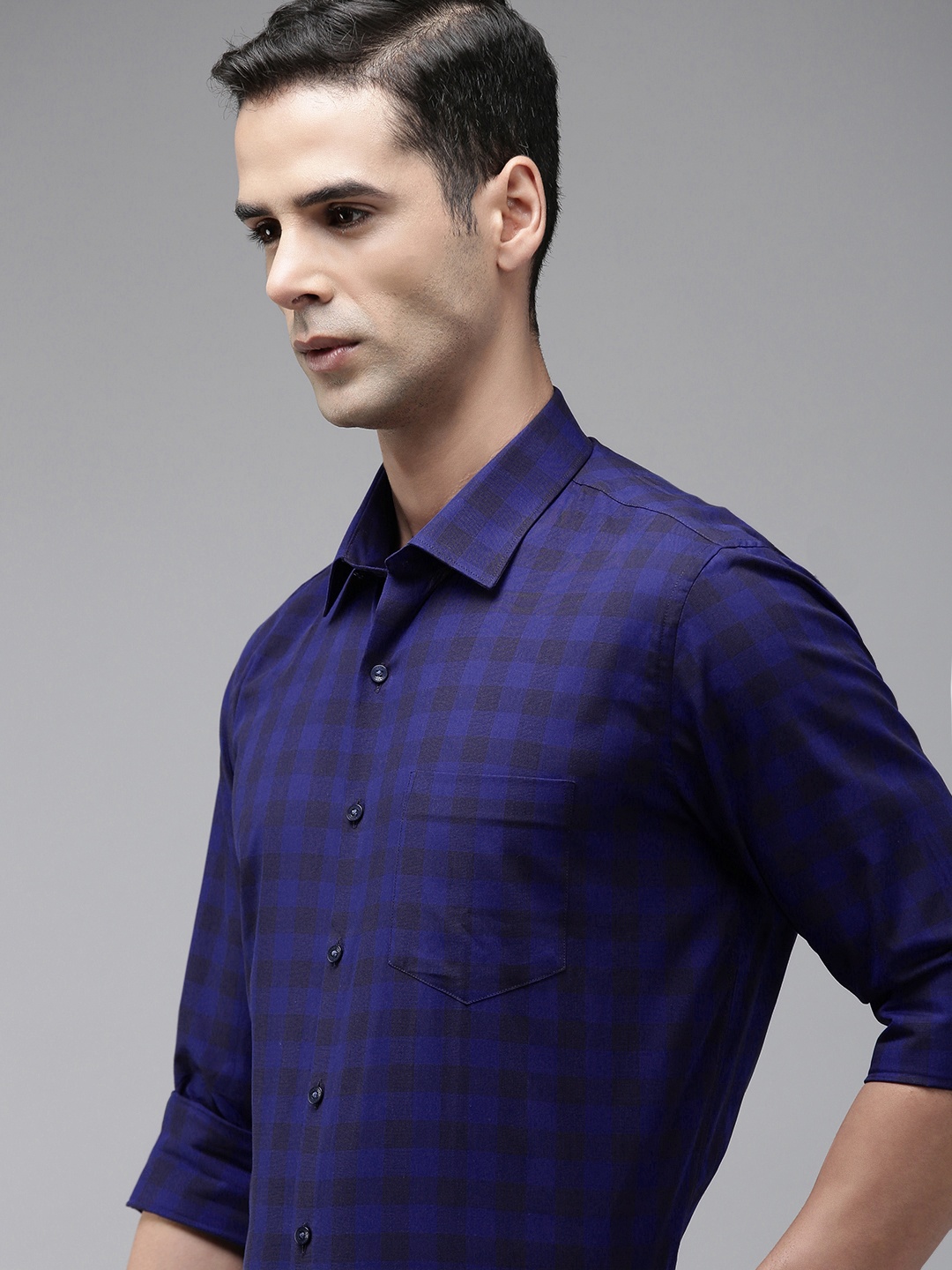 

Van Heusen Gingham Checked Slim Fit Pure Cotton Casual Shirt, Navy blue