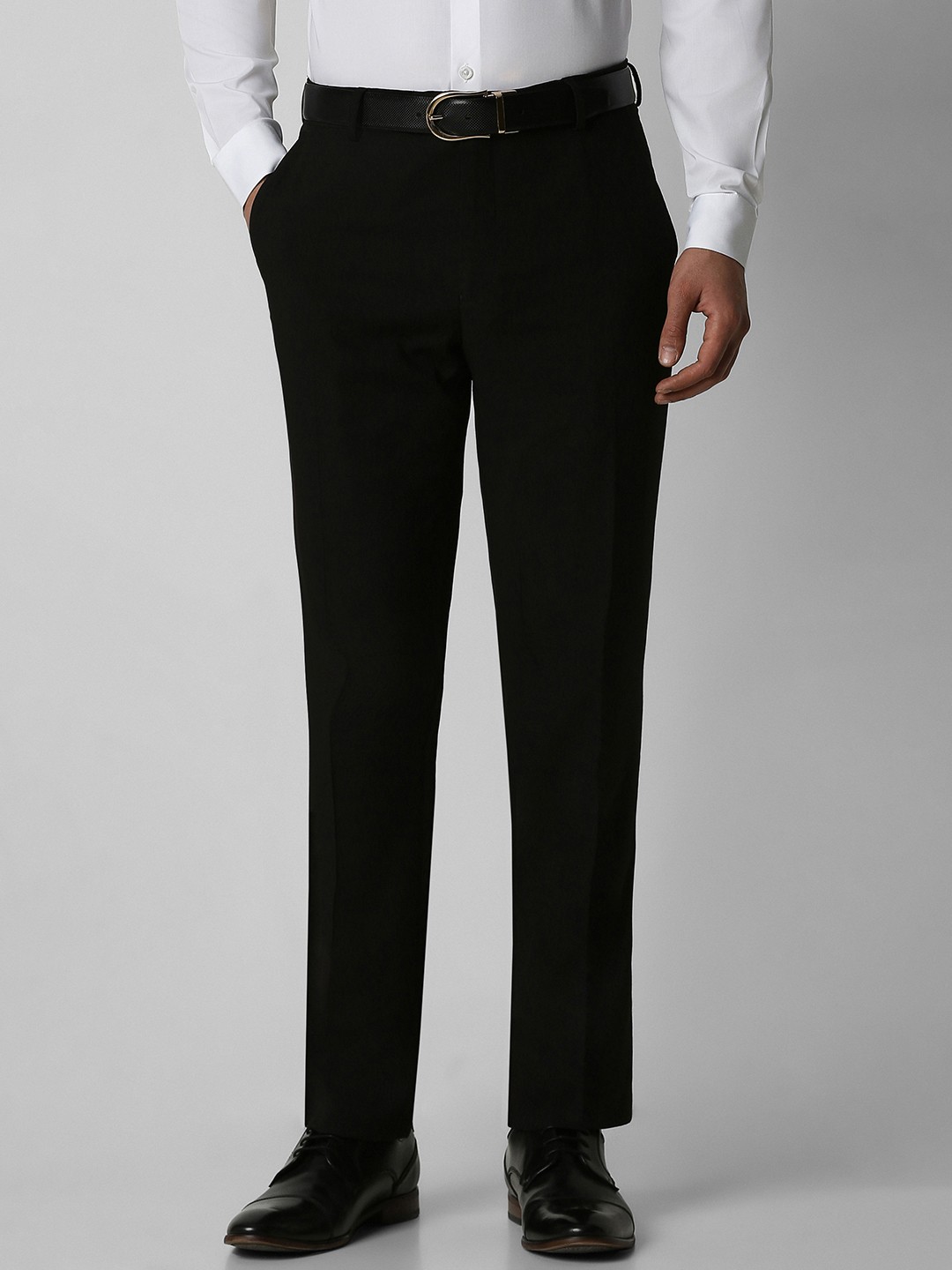 

Van Heusen Men Black Slim Fit Trousers