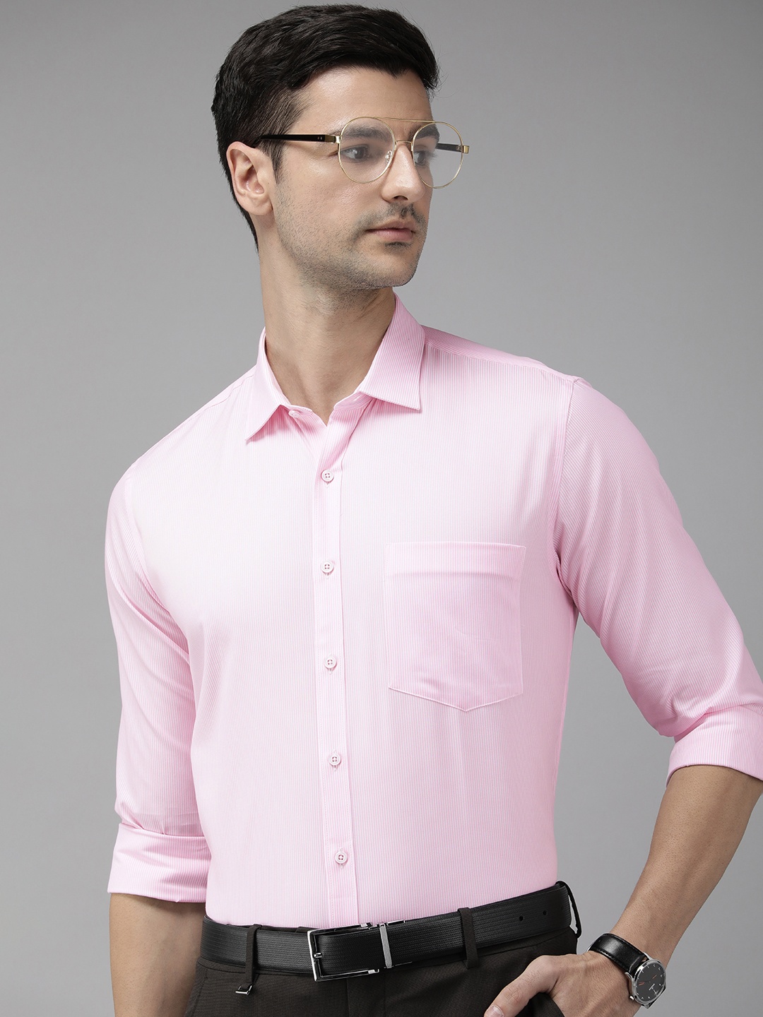 

Van Heusen Men Pink & White Slim Fit Striped Pure Cotton Formal Shirt