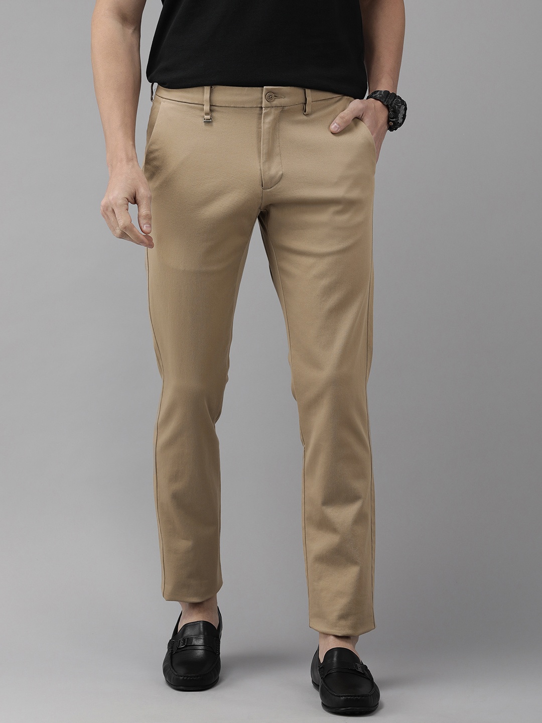 

Van Heusen Men Beige Slim Fit Mid-Rise Regular Trousers