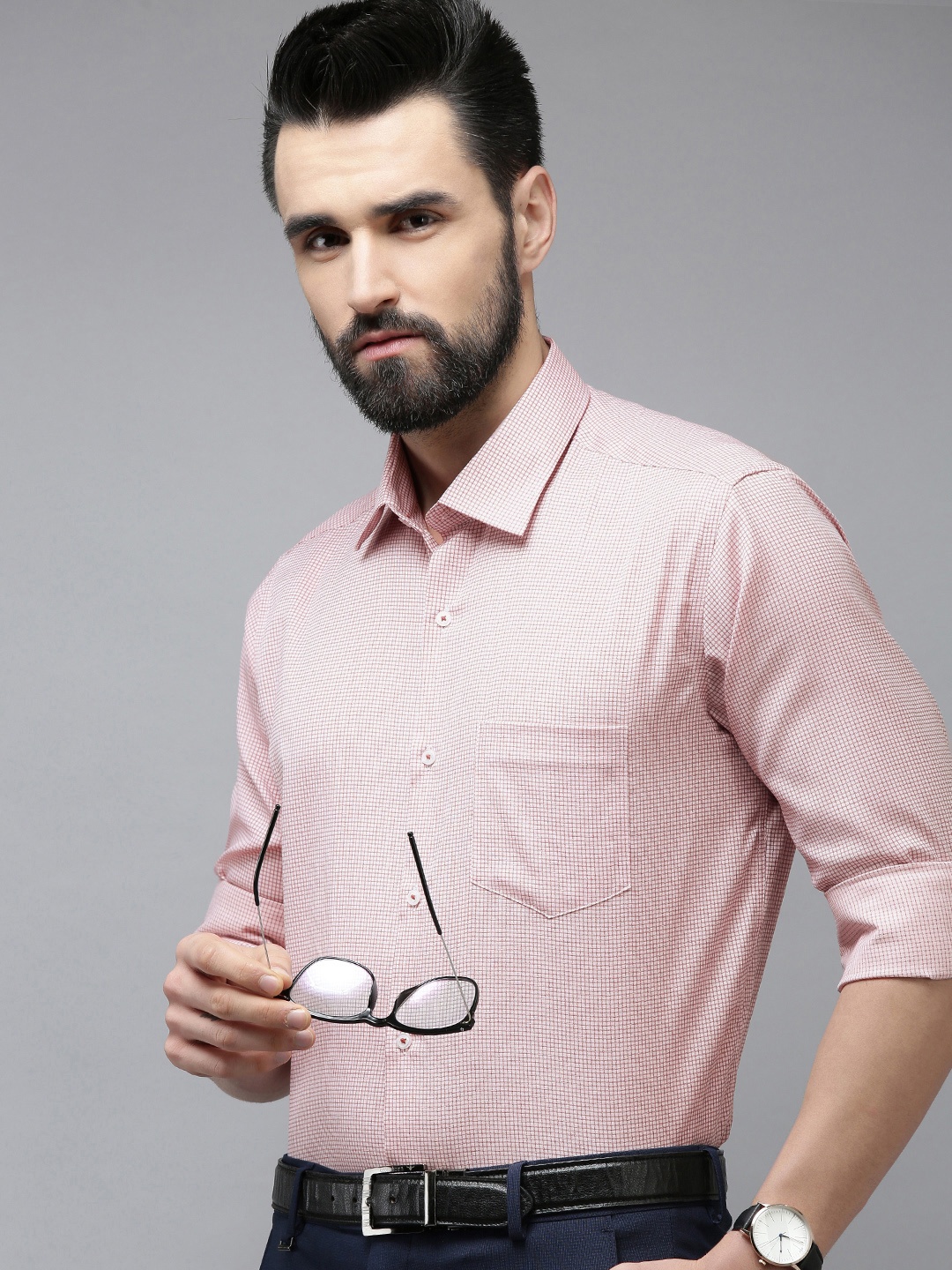 

Van Heusen Men Pink Custom Fit Checked Pure Cotton Formal Shirt