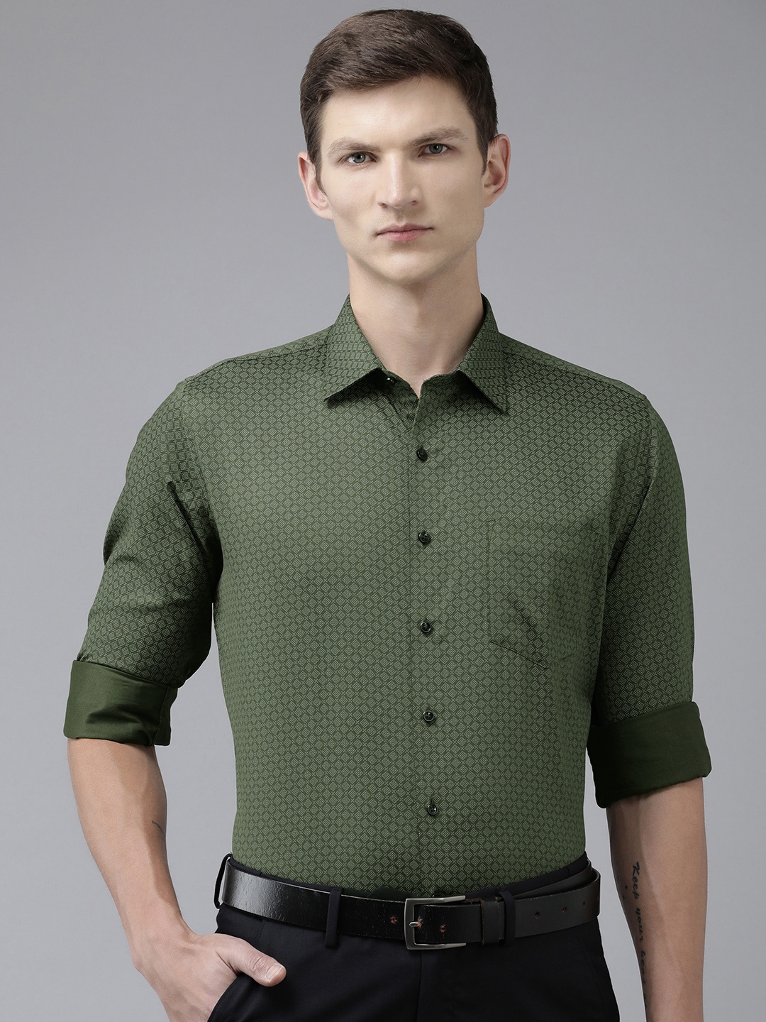 

Van Heusen Slim Fit Geometric Printed Pure Cotton Formal Shirt, Olive