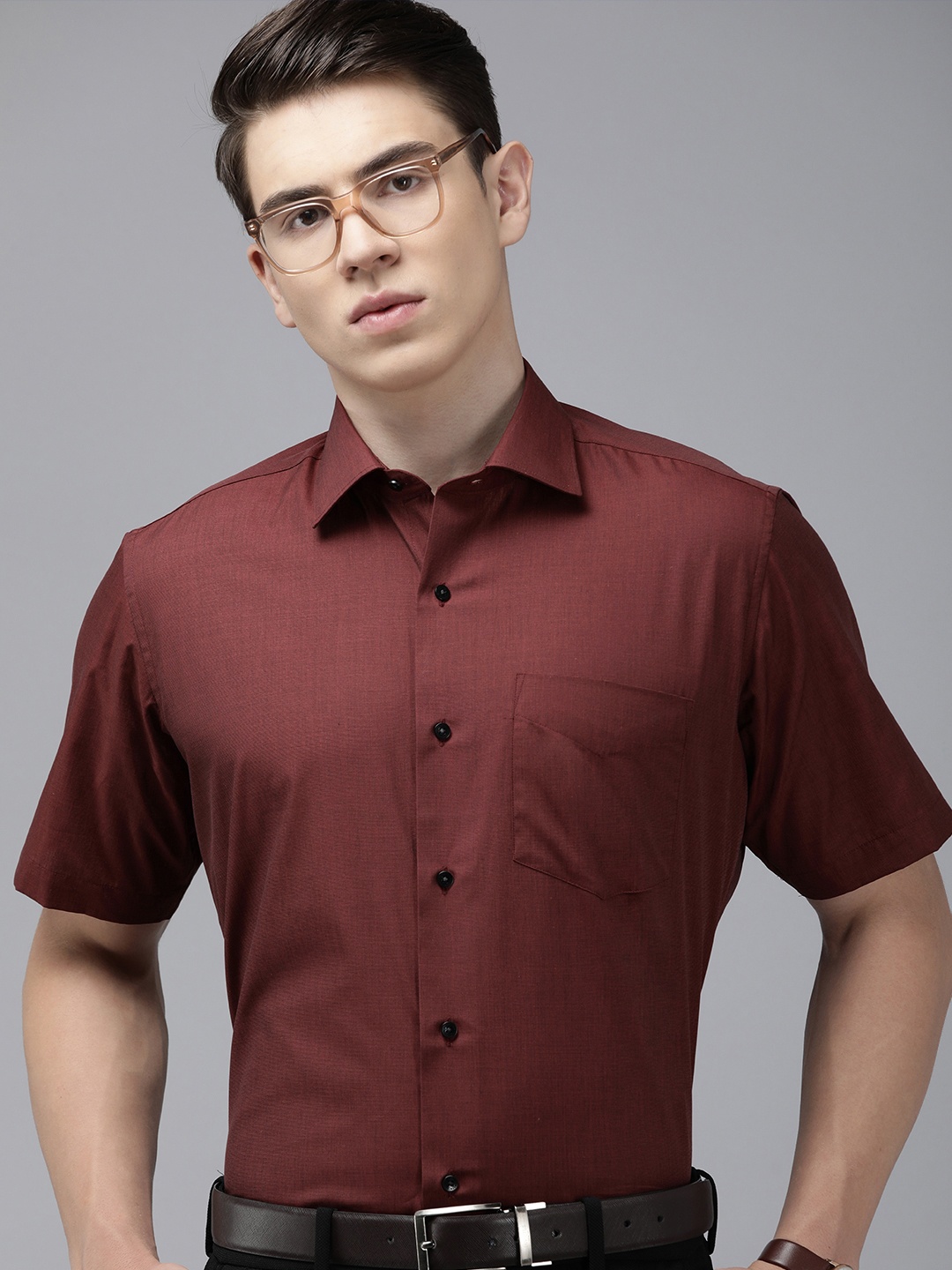 

Van Heusen Men Pure Cotton Custom Opaque Formal Shirt, Maroon