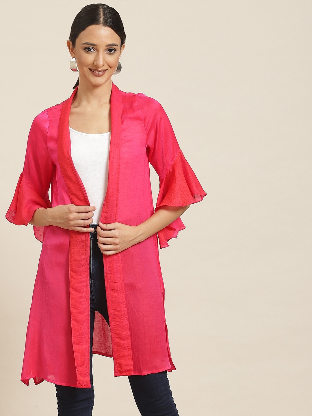 

Qurvii Women Magenta Solid Shrug