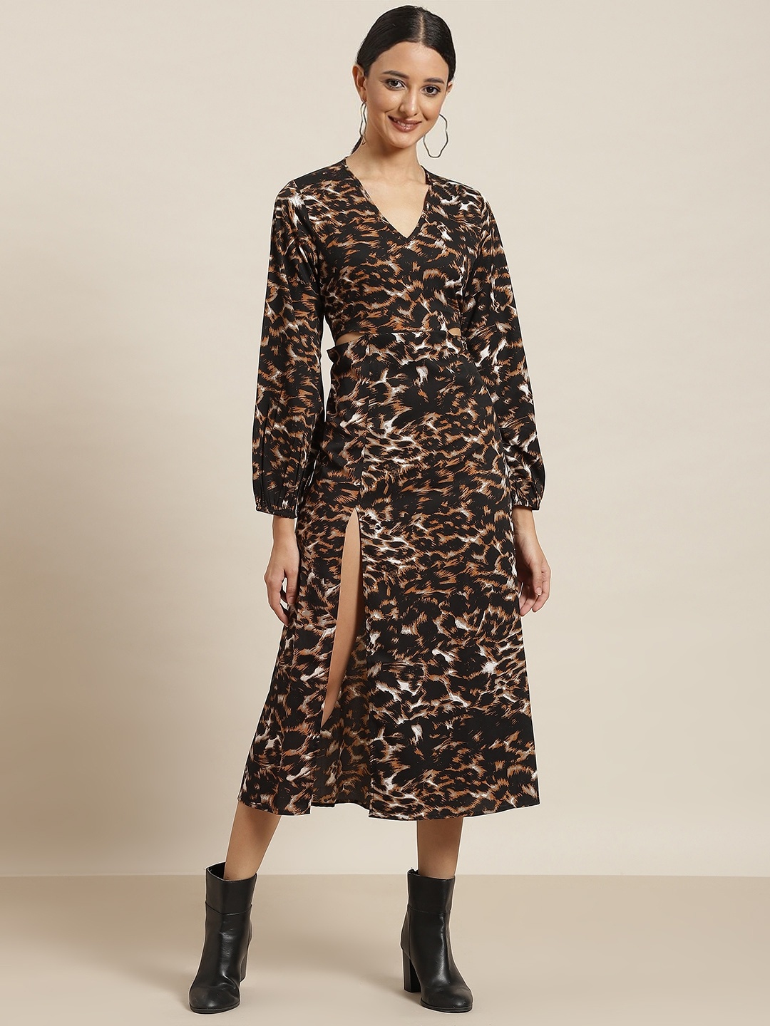 

Qurvii Brown & Black Animal Printed A-Line Midi Dress