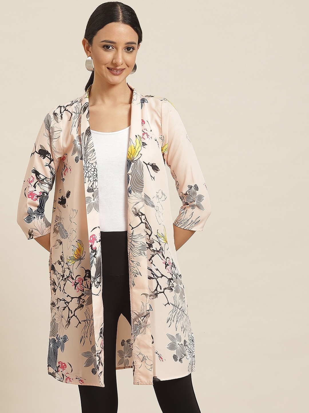 

Qurvii Women Peach-Coloured & Grey Floral Printed Shrug