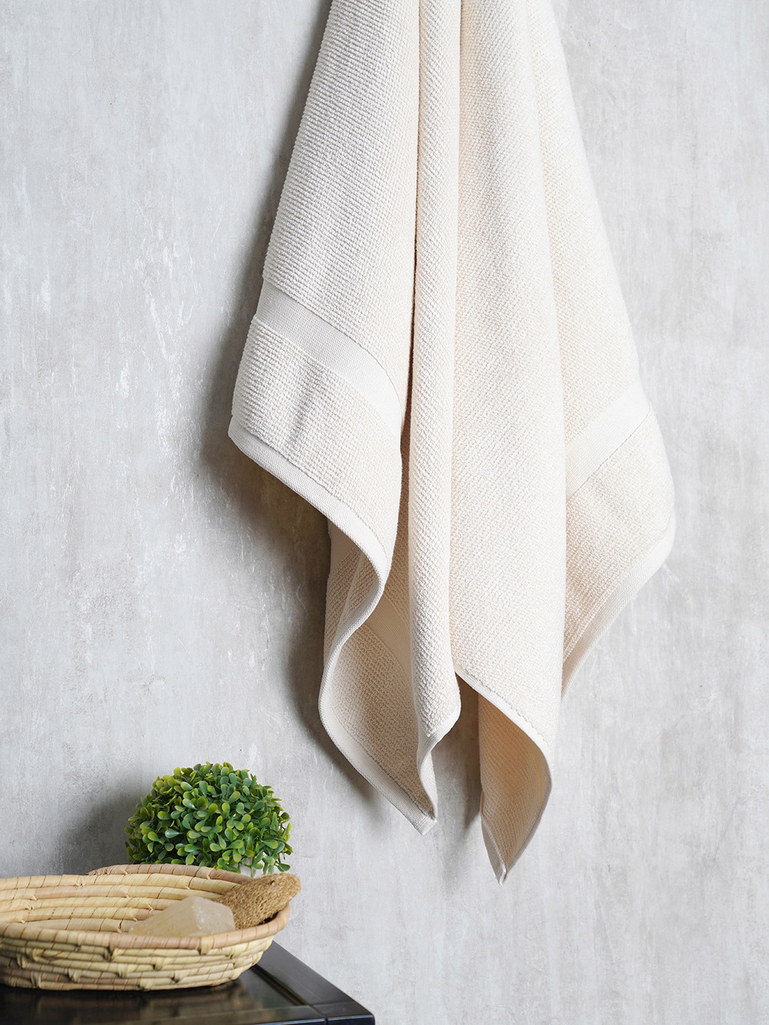 

Pure Home and Living Unisex Solid Pure Combed Cotton 600 GSM Bath Towel, Beige