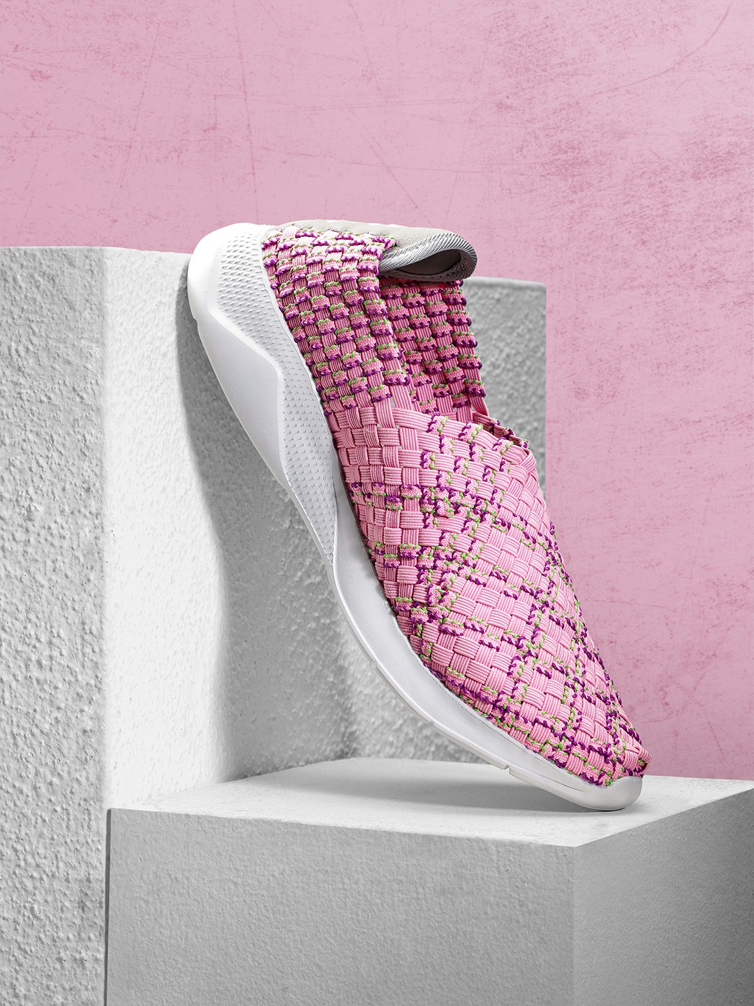 

HRX by Hrithik Roshan Women Pink & Purple Basketweave Soft Walk Series 2.0 Socks Shoes