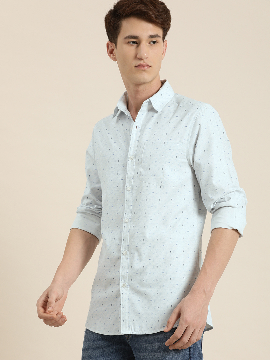 

encore by INVICTUS Men Light Blue & White Tropical Printed Casual Shirt