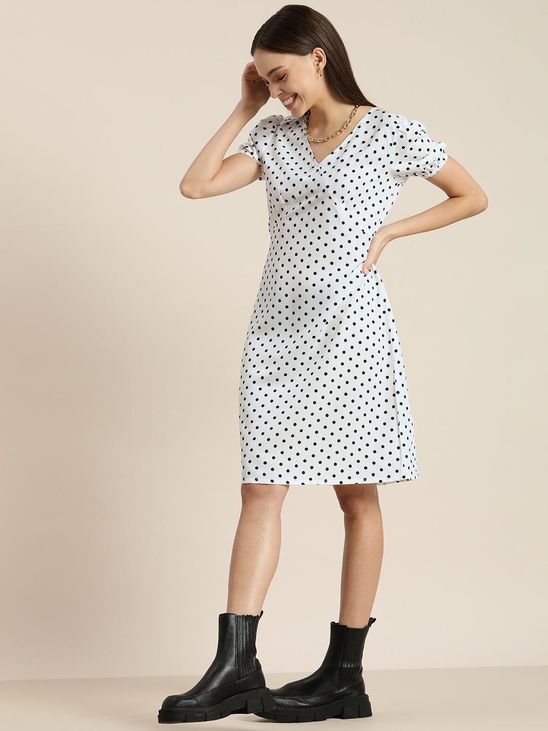 

encore by INVICTUS White & Black Polka Dot Puff Sleeves A-Line Dress
