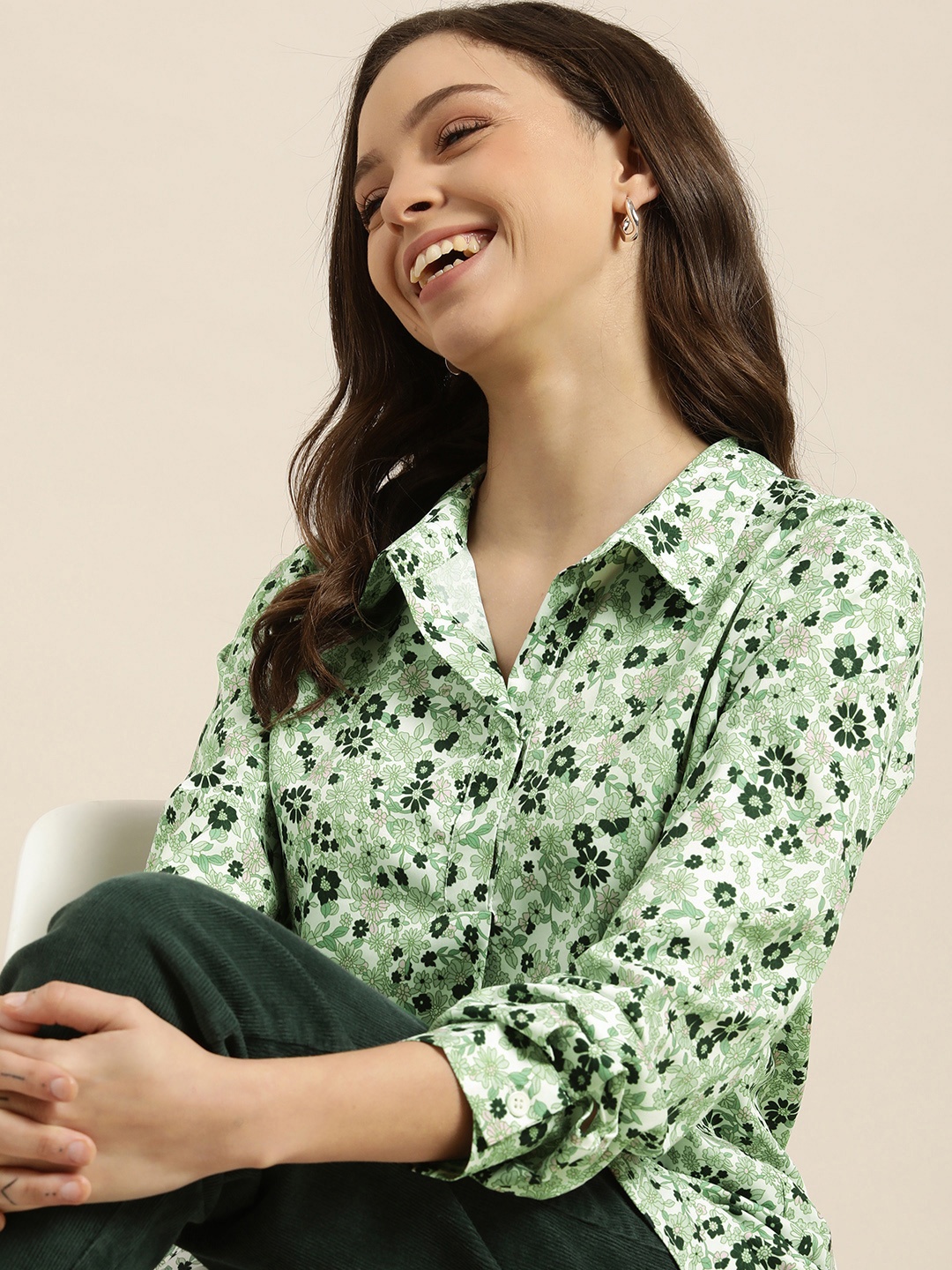 

encore by INVICTUS Women White & Green Floral Print Shirt Style Top