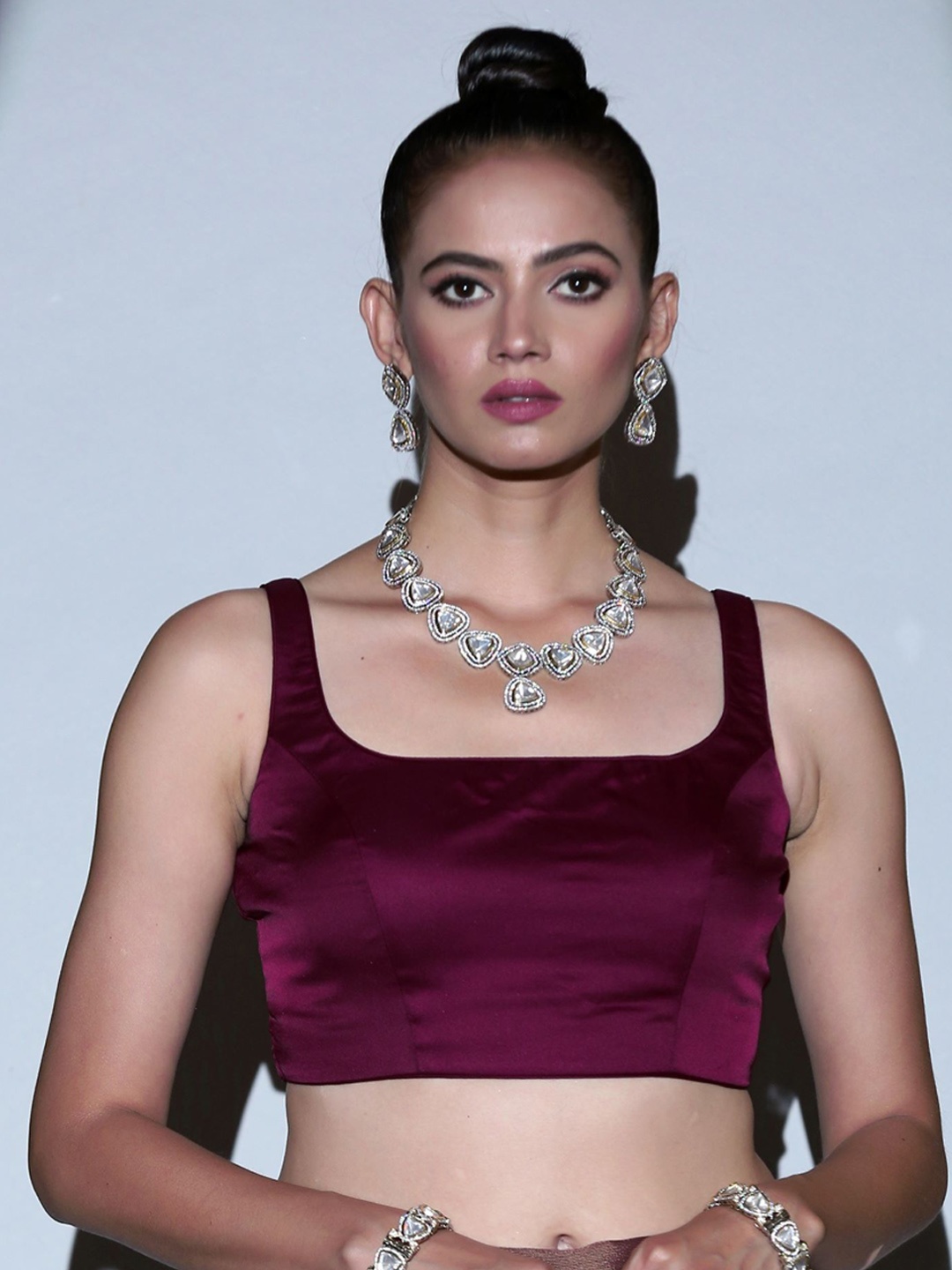

Swtantra Women Wine Solid Satin Saree Blouse, Burgundy