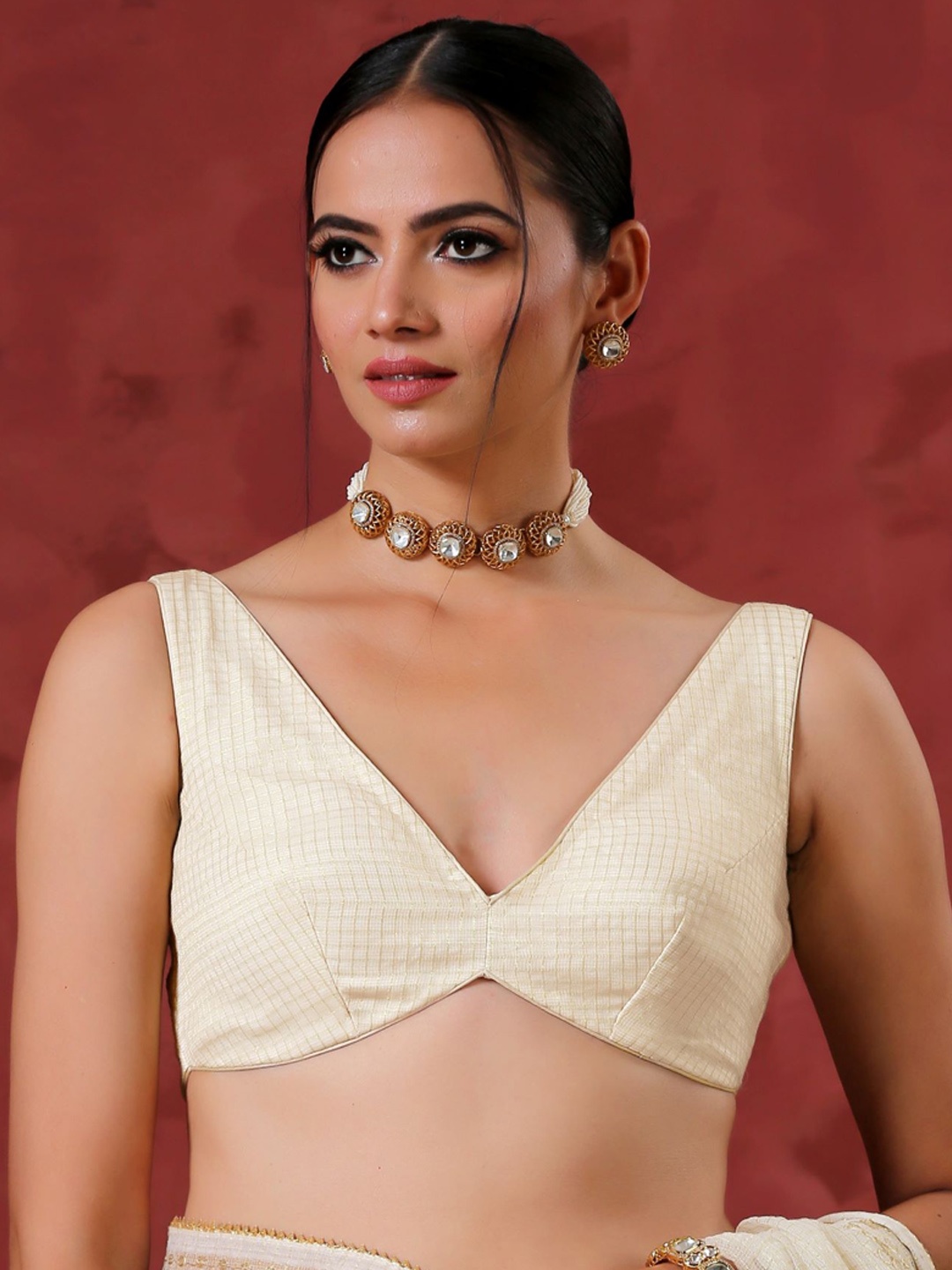 

Swtantra Women Cream Solid Cotton Saree Blouse