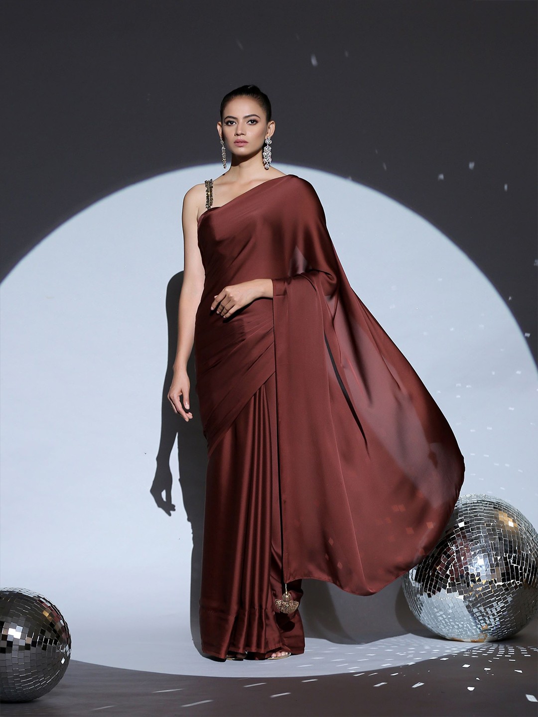 

Swtantra Coffee Brown Satin Saree