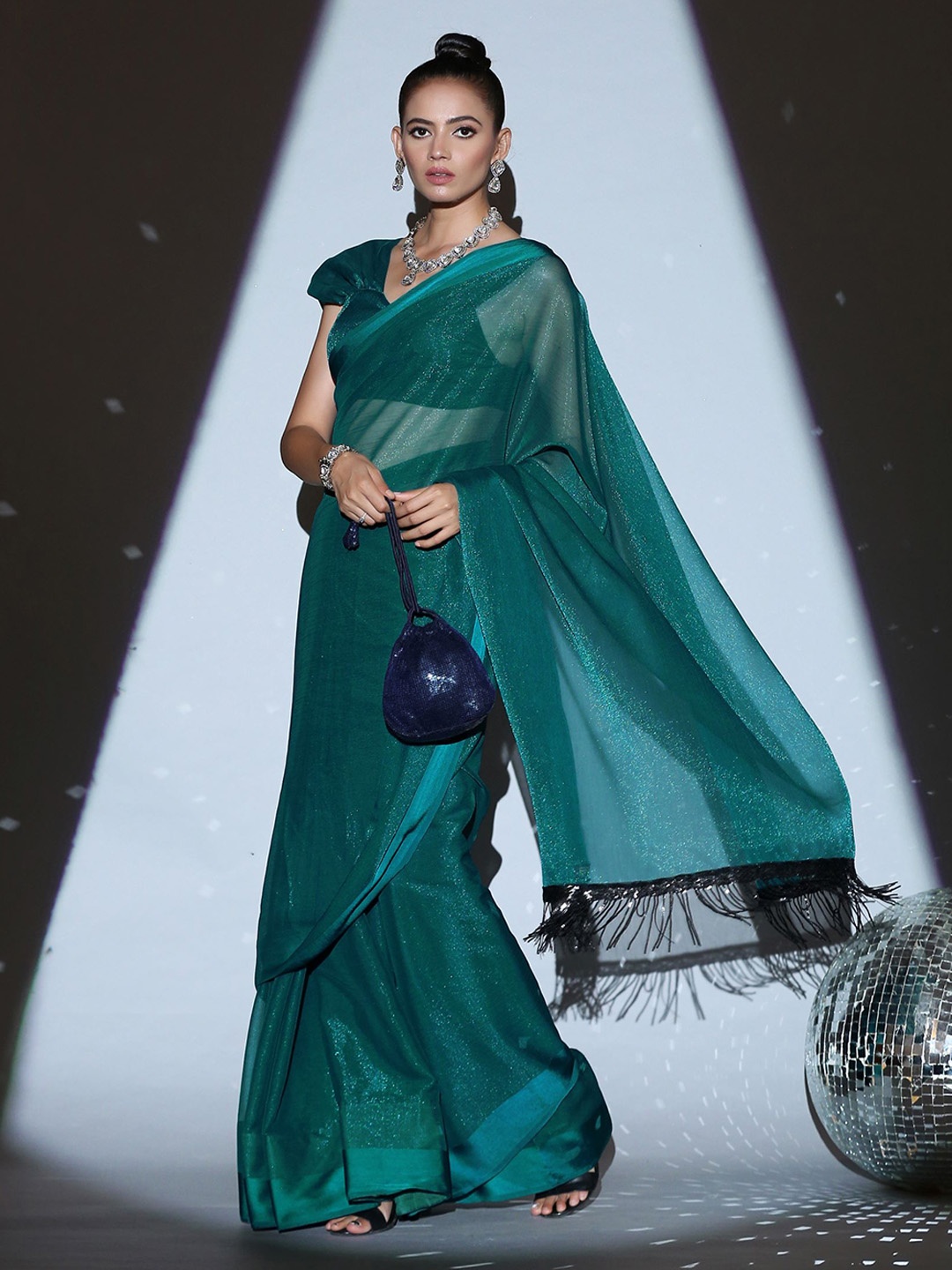 

Swtantra Teal Green Solid Saree Blouse