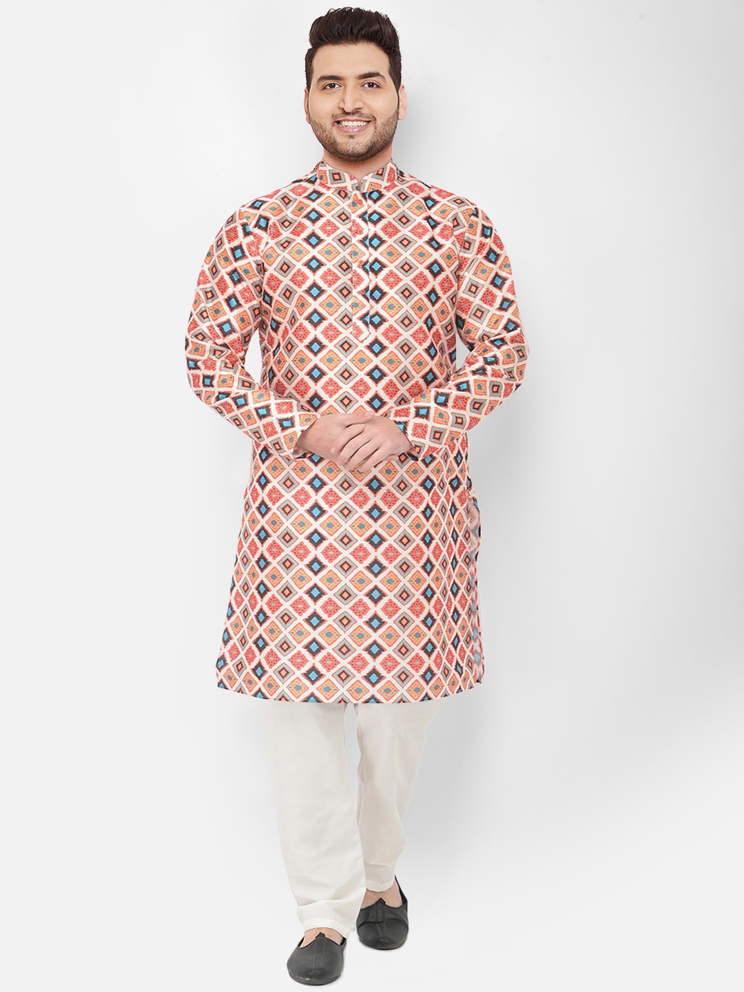 

SG LEMAN Plus Men Cream-Coloured Printed Raw Silk Kurta with Churidar
