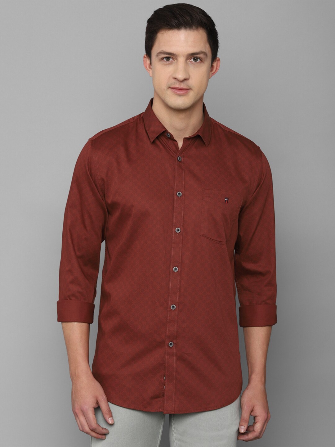 

Louis Philippe Sport Men Maroon Slim Fit Printed Pure Cotton Casual Shirt