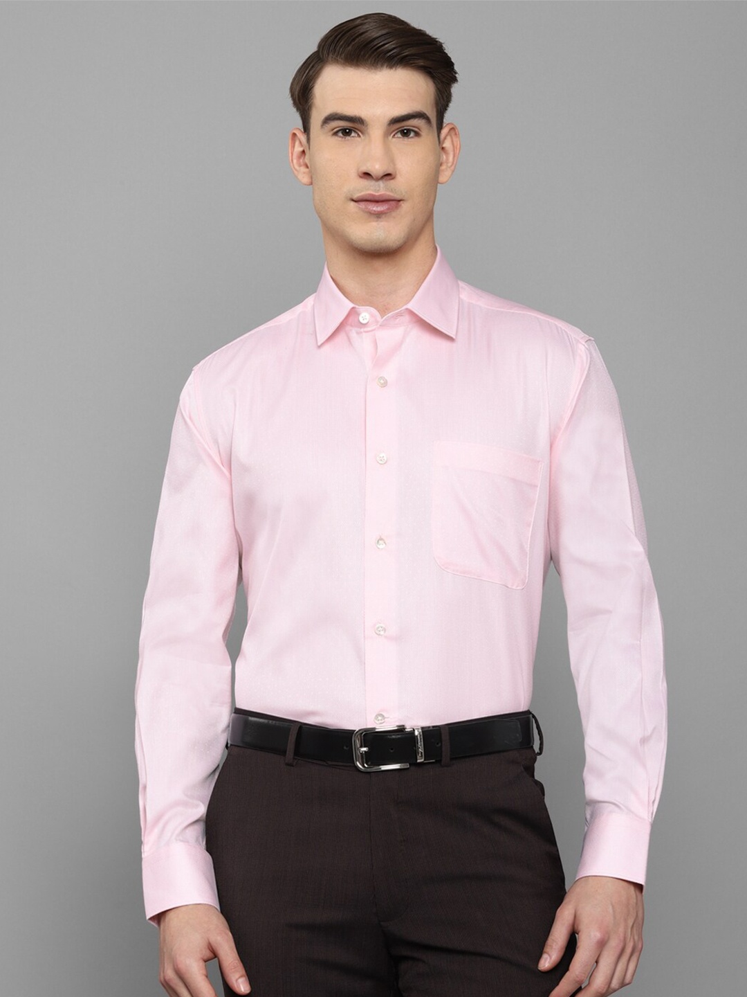 

Luxure by Louis Philippe Men Pink Casual Shirt