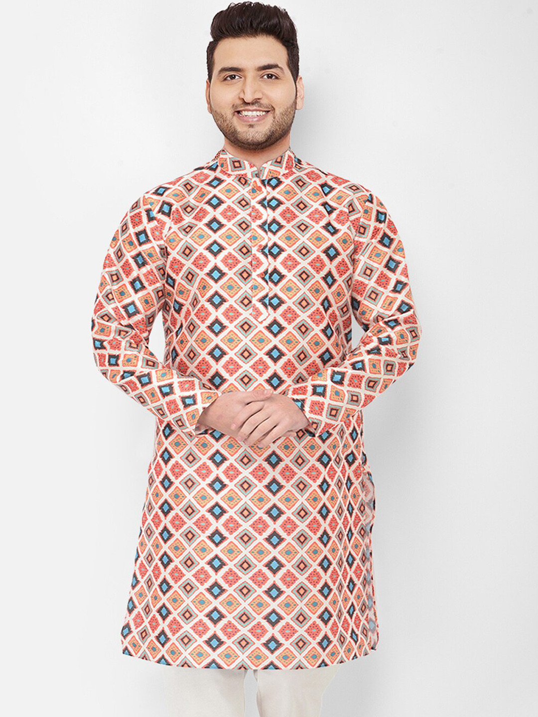

SG LEMAN Plus Men Cream-Coloured Geometric Thread Work Raw Silk Kurta