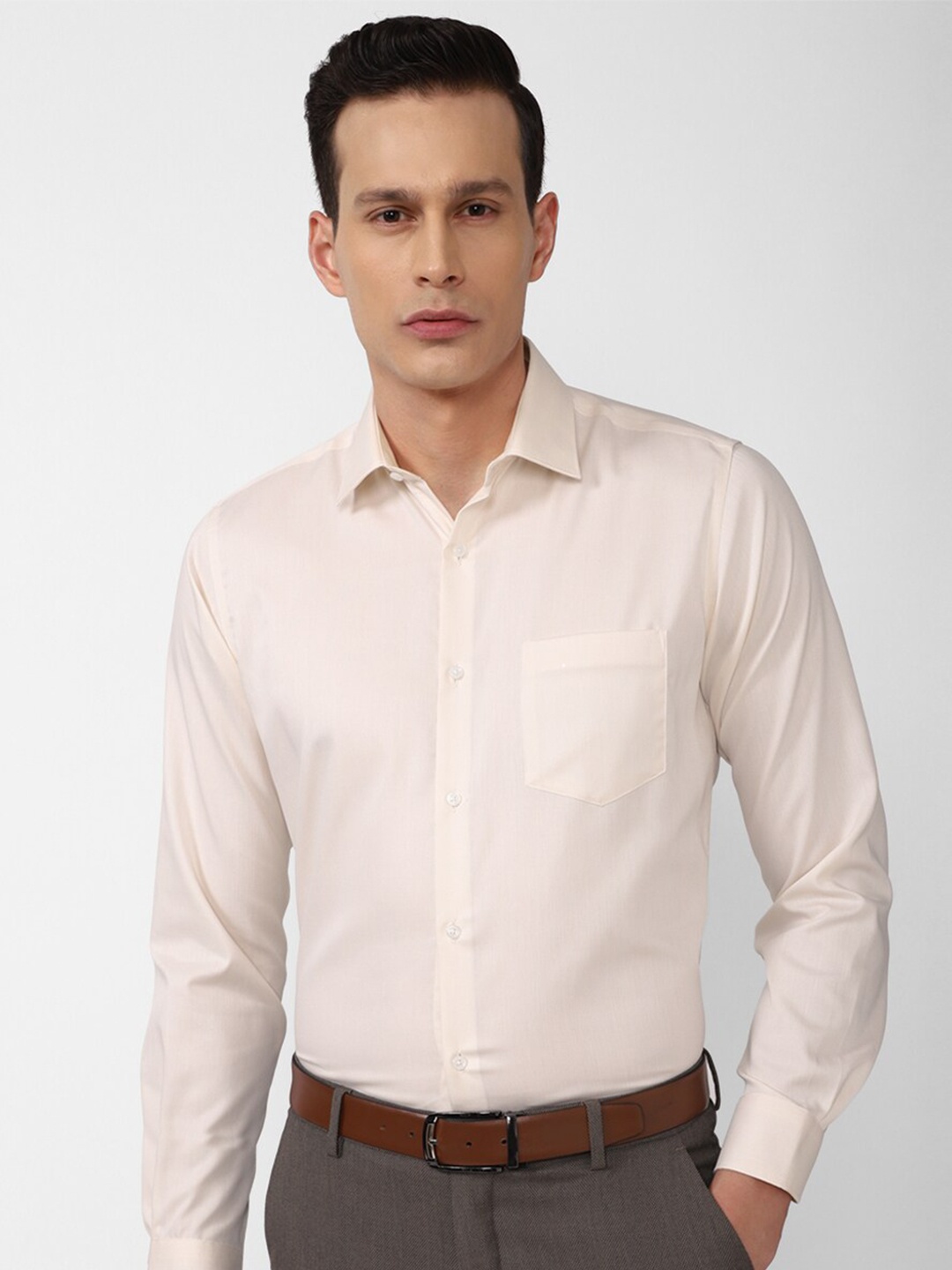 

Van Heusen Men Cream-Coloured Solid Cotton Casual Shirt