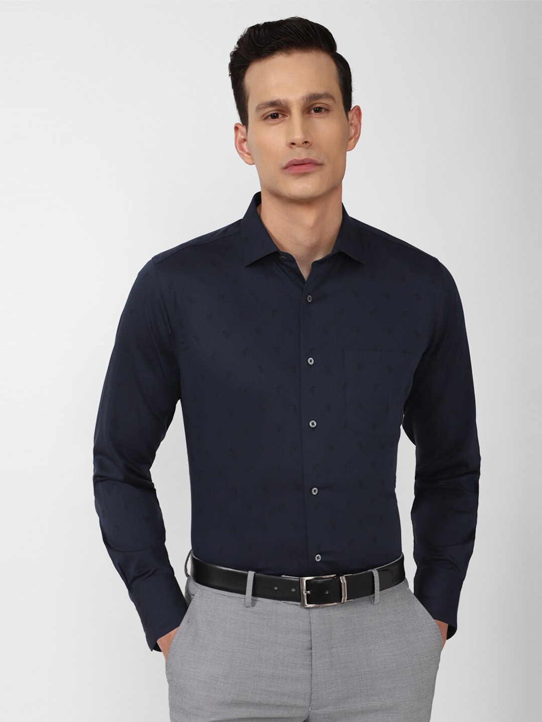 

Van Heusen Men Navy Blue Floral Formal collar Shirt