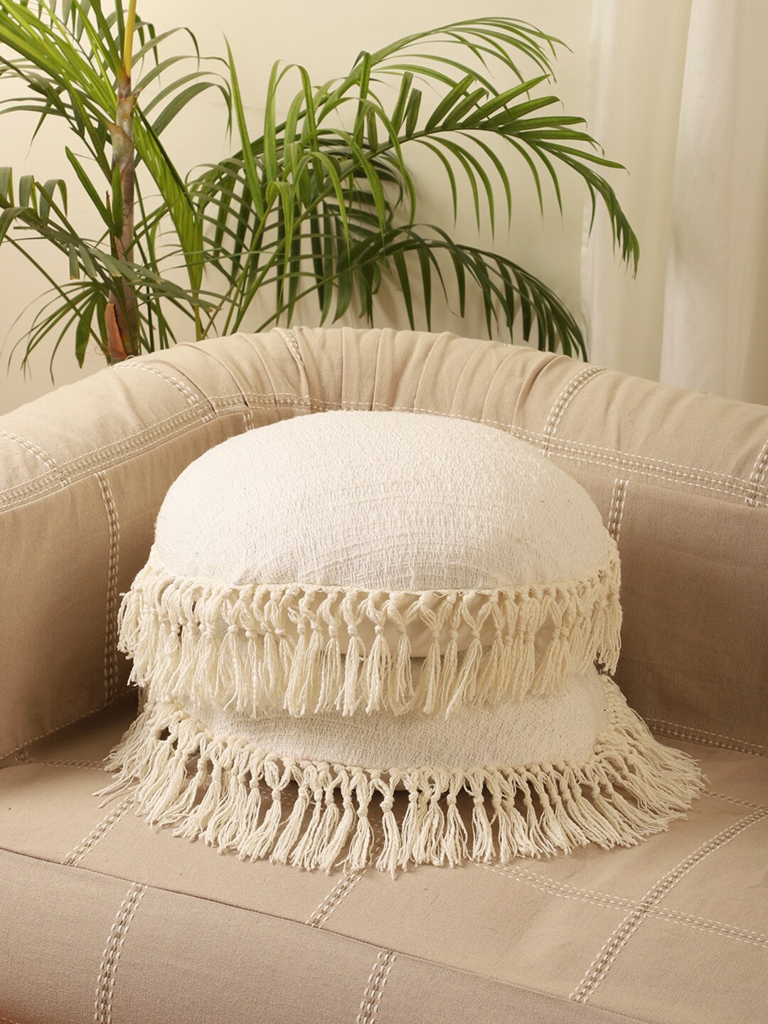 

Jamio Firati White Set of 2 Round Cushion Covers