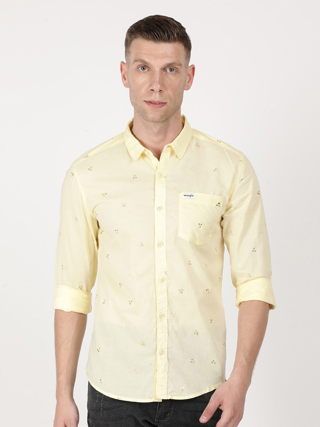 

Wrangler Men Yellow Slim Fit Printed Casual Shirt