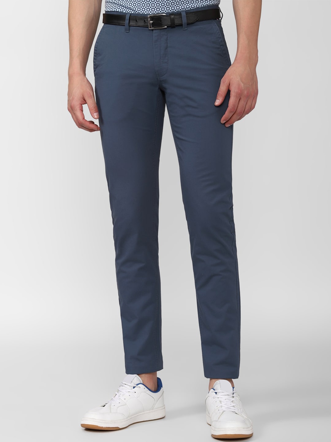

Van Heusen Sport Men Navy Blue Slim Fit Chinos Trousers