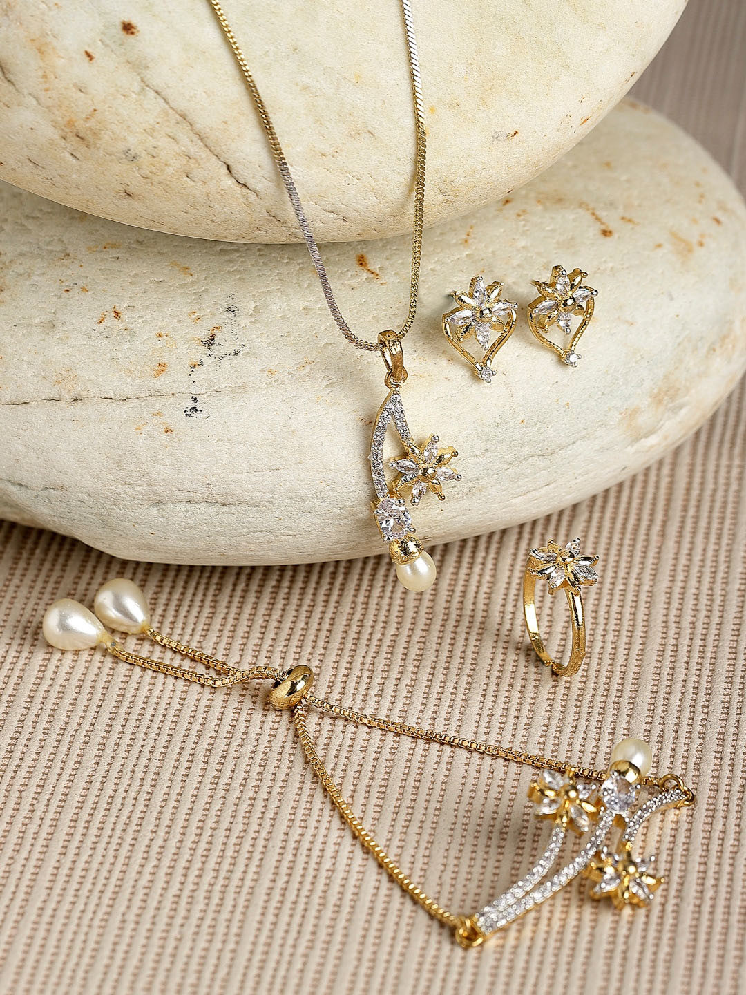 

ZENEME Women Gold Pendant