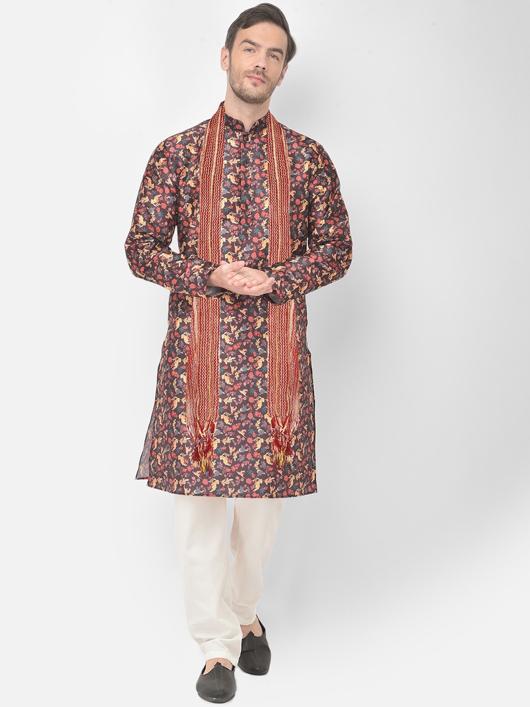 

SG LEMAN Men Brown Floral Printed Raw Silk Kurta with Pyjamas & With Dupatta