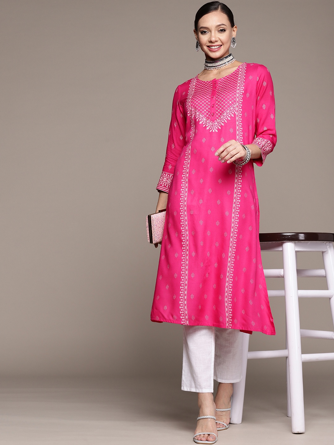 

Anubhutee Women Pink Ethnic Motifs Printed Kurta