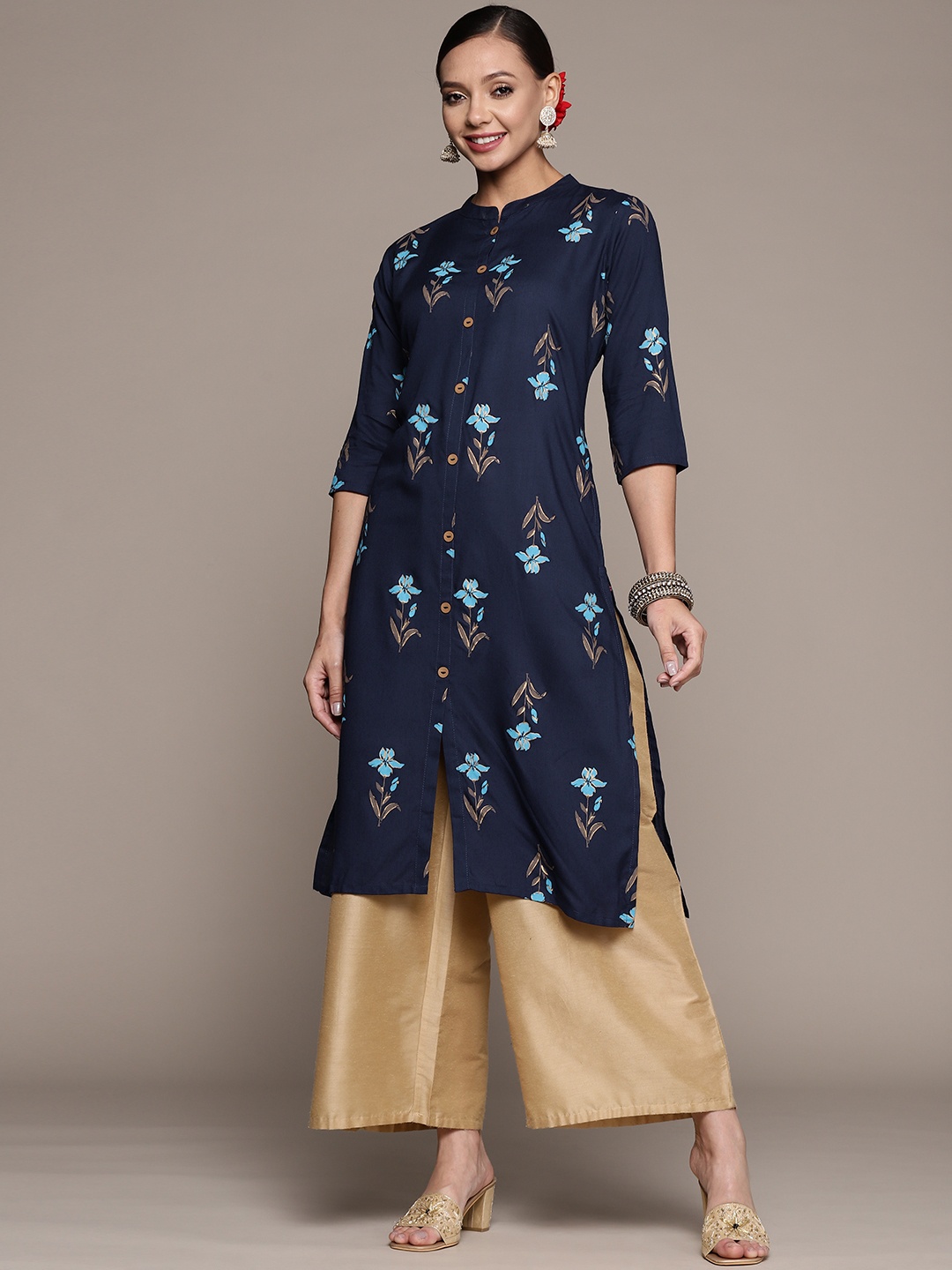 

Anubhutee Women Navy Blue Floral Printed Kurta