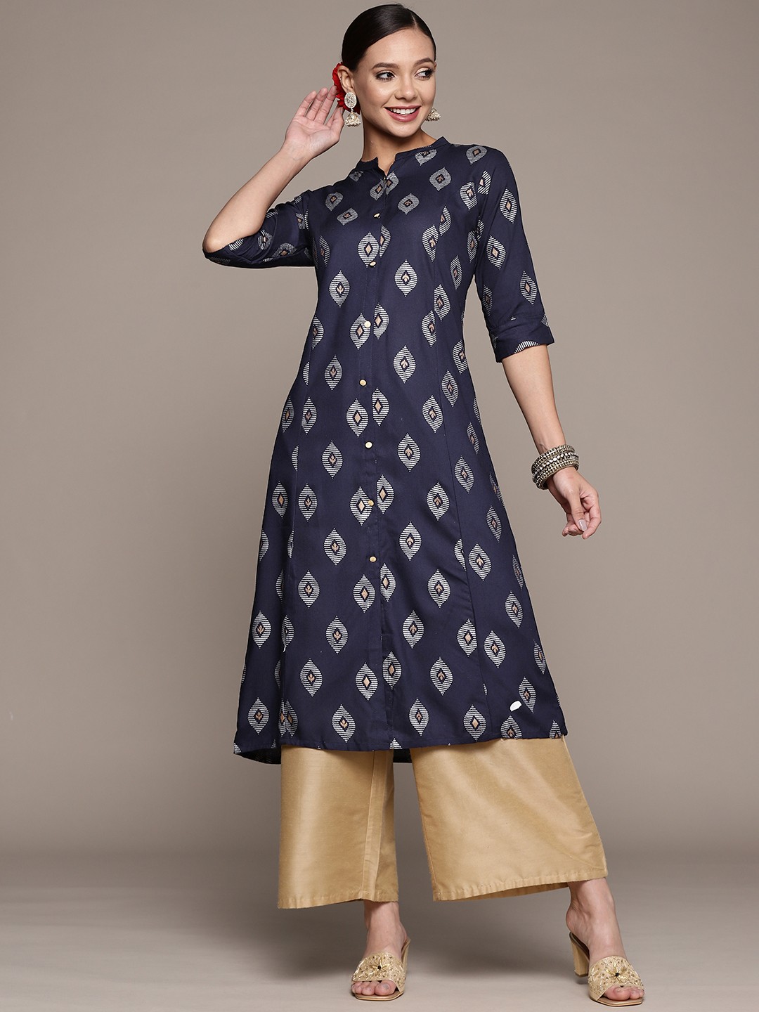 

Anubhutee Women Navy Blue Ethnic Motifs Printed Kurta