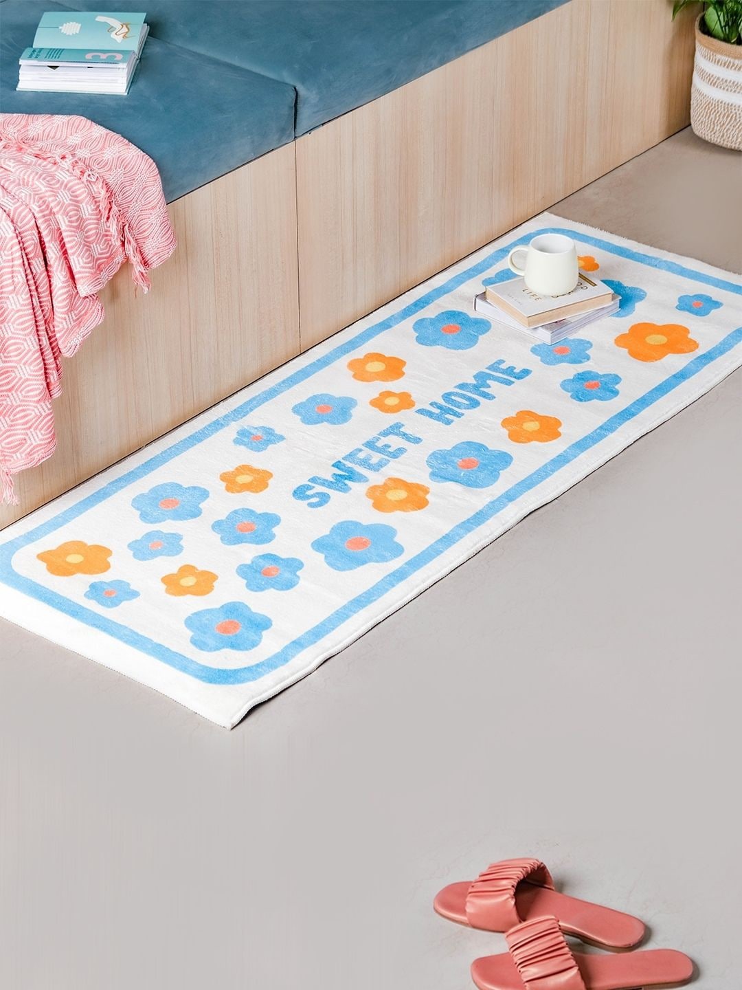 

Nestasia Blue & White Floral Floor Runner