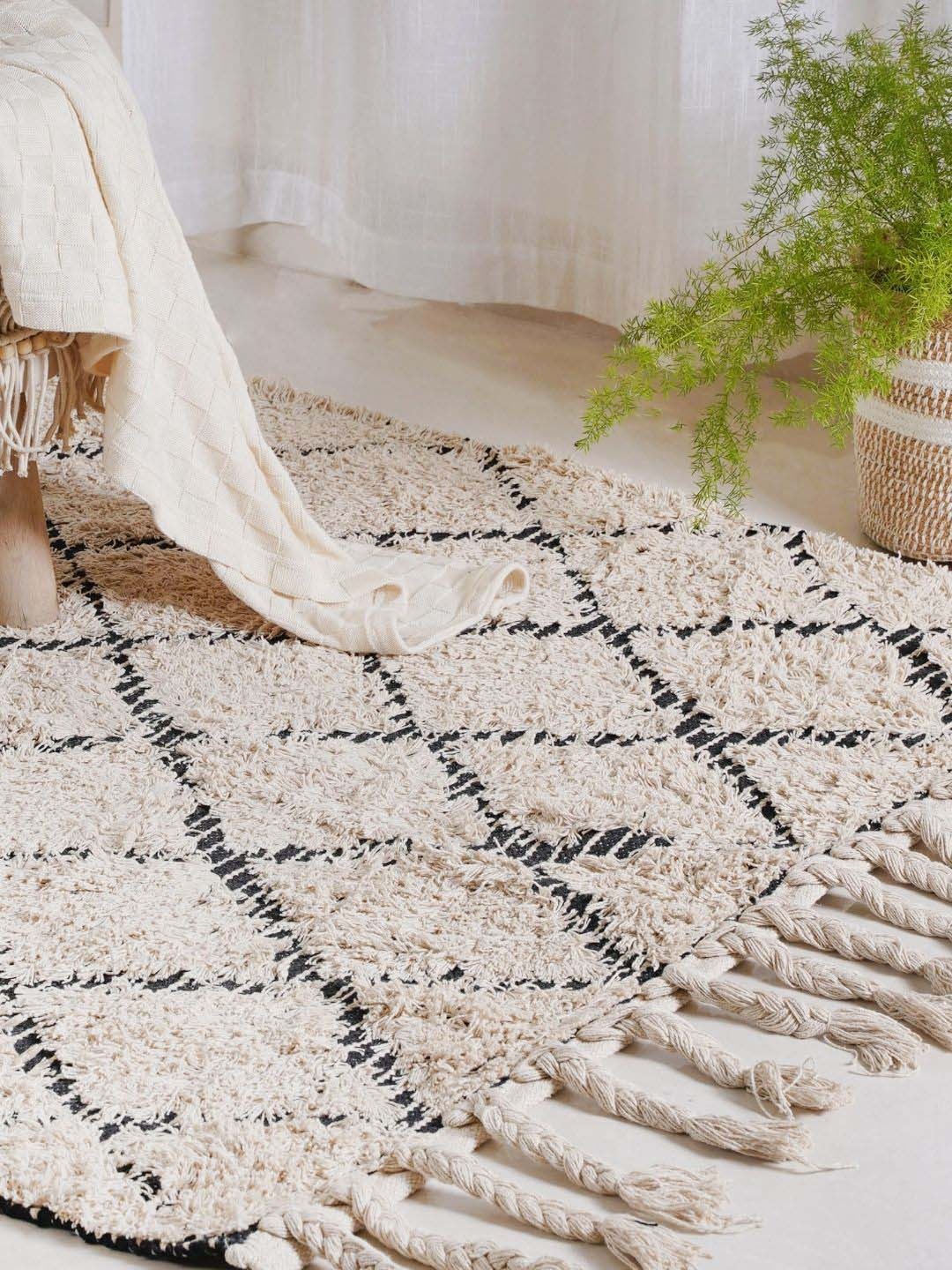 

Nestasia Beige Geometric Cotton Contemporary Bohemian Rug