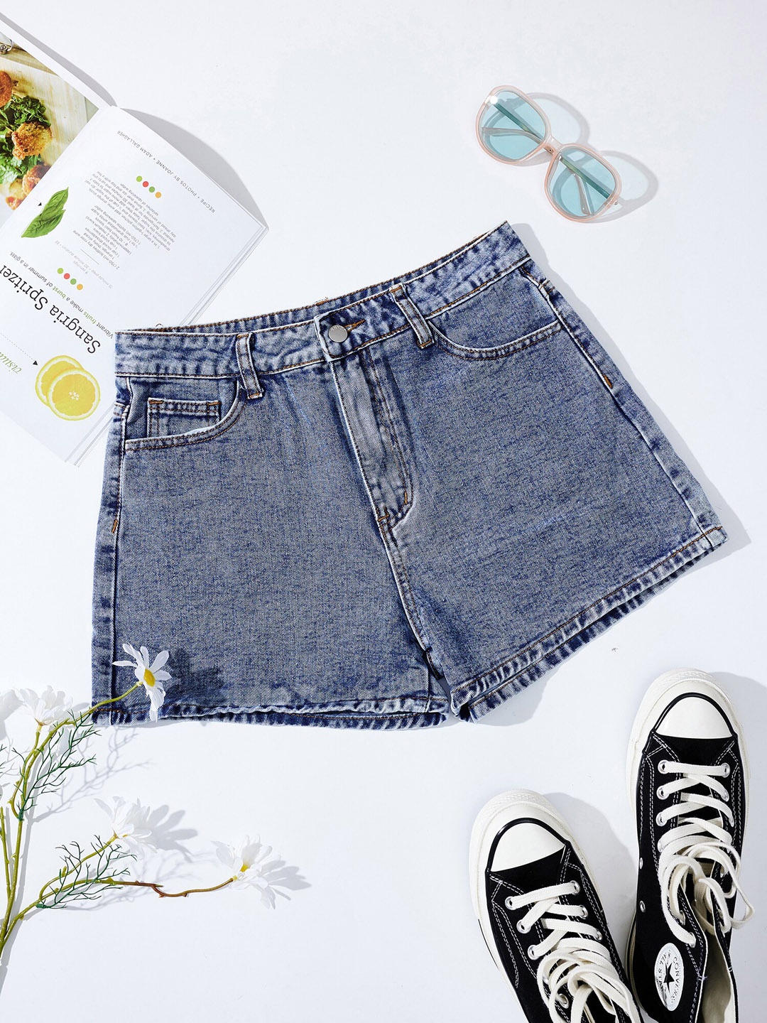 

URBANIC Women Blue Denim Shorts