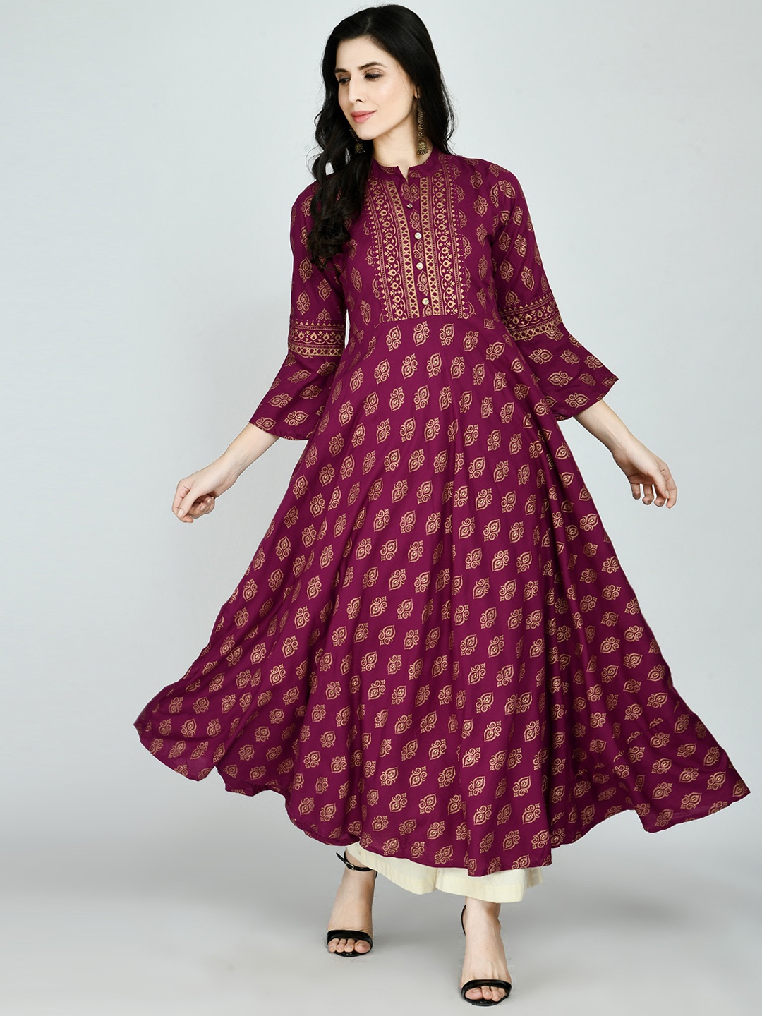 

MAFE Women Maroon Ethnic Motifs Printed Flared Sleeves Anarkali Kurta