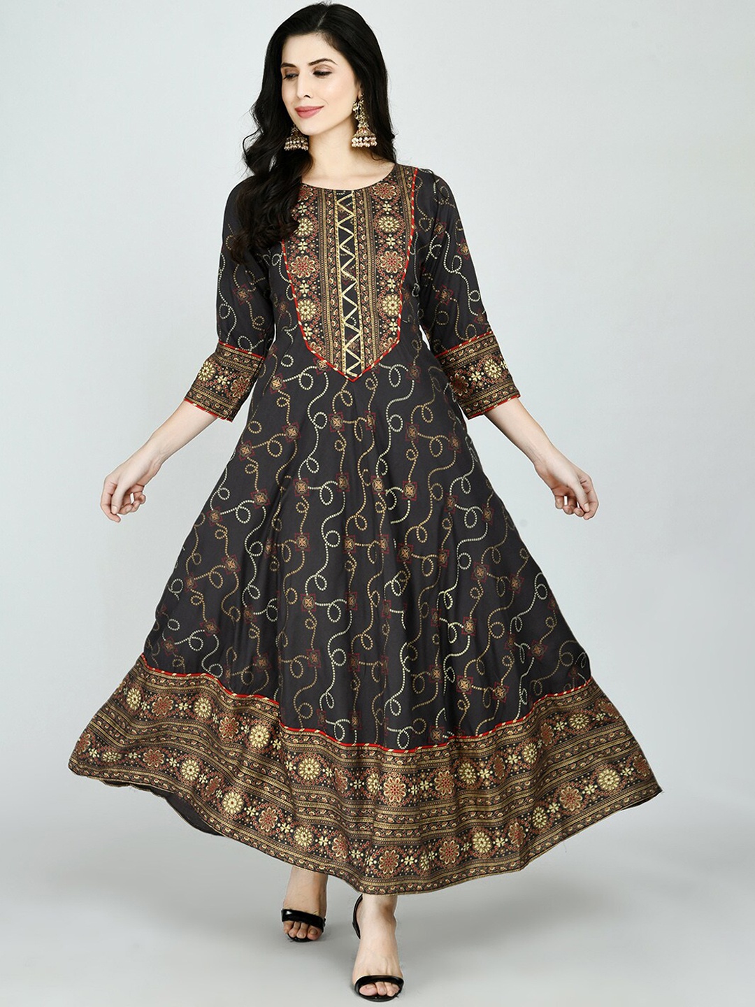 

MAFE Women Grey & Gold-Toned Ethnic Motifs Printed Kurta