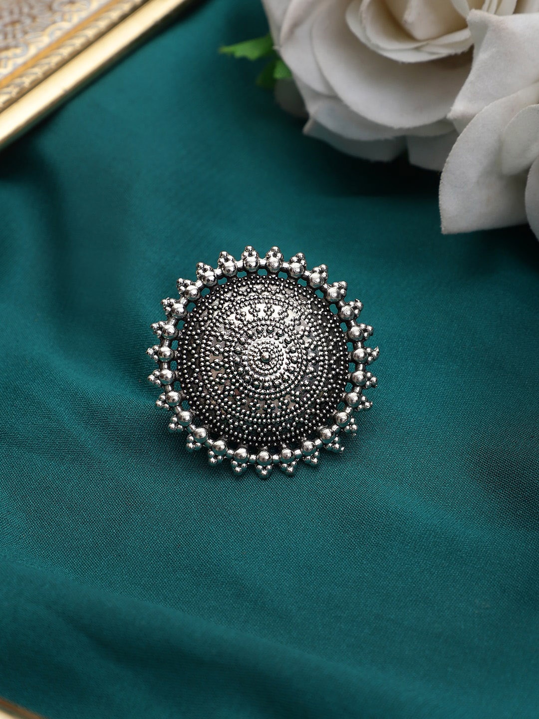 

KACY Oxidised Silver-Plated Padmavati Finger Ring