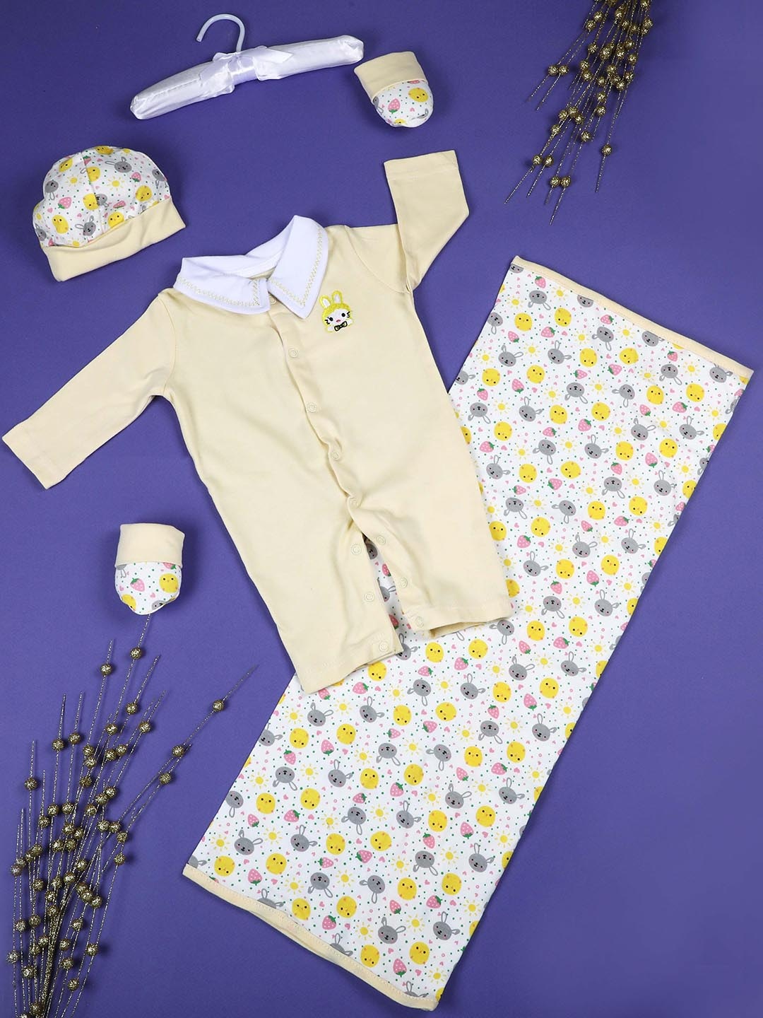 

Baby Moo Kids Yellow 4-Pcs Pure Cotton Baby Apparel Gift Set