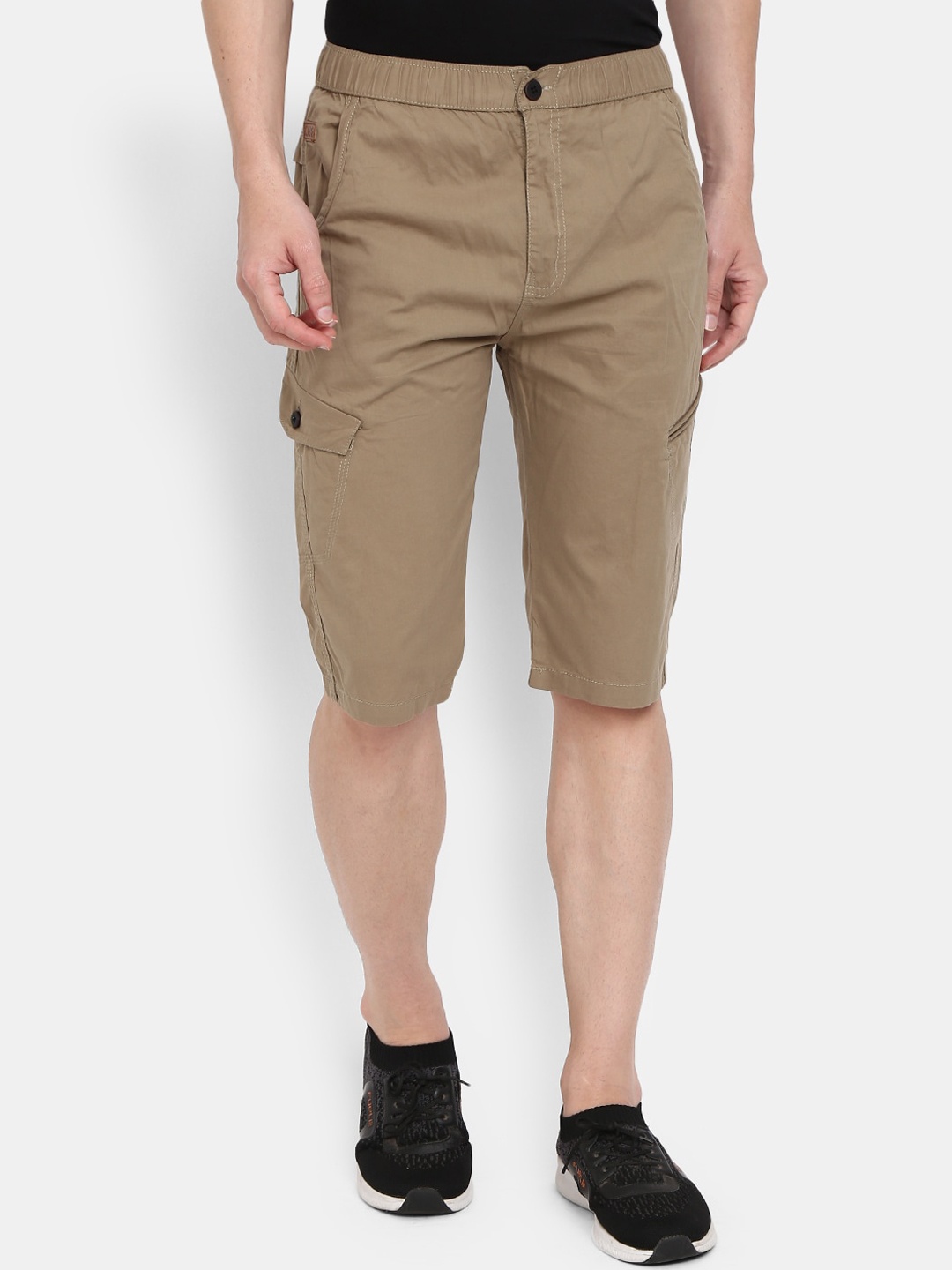 

V-Mart Men Beige Cargo Shorts