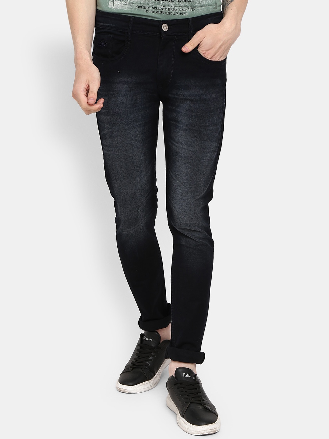

V-Mart Men Black Classic Slim Fit Light Fade Jeans