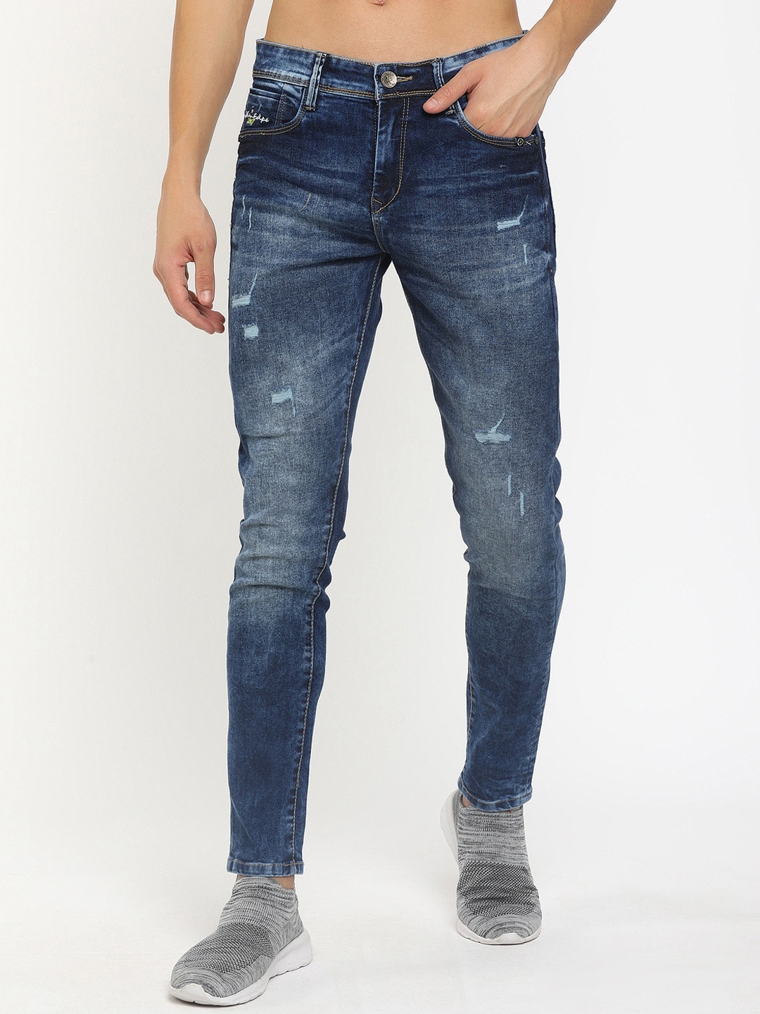 

V-Mart Men Blue Classic Slim Fit Mildly Distressed Heavy Fade Jeans