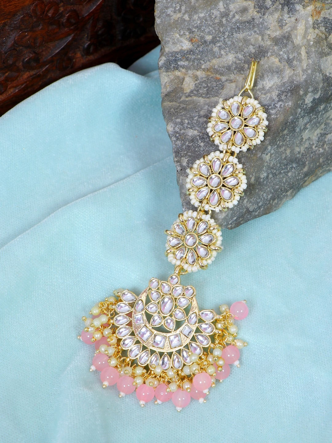 

Crunchy Fashion Gold-Plated White & Pink Kundan-Studded Pearl Beaded Maang Tikka