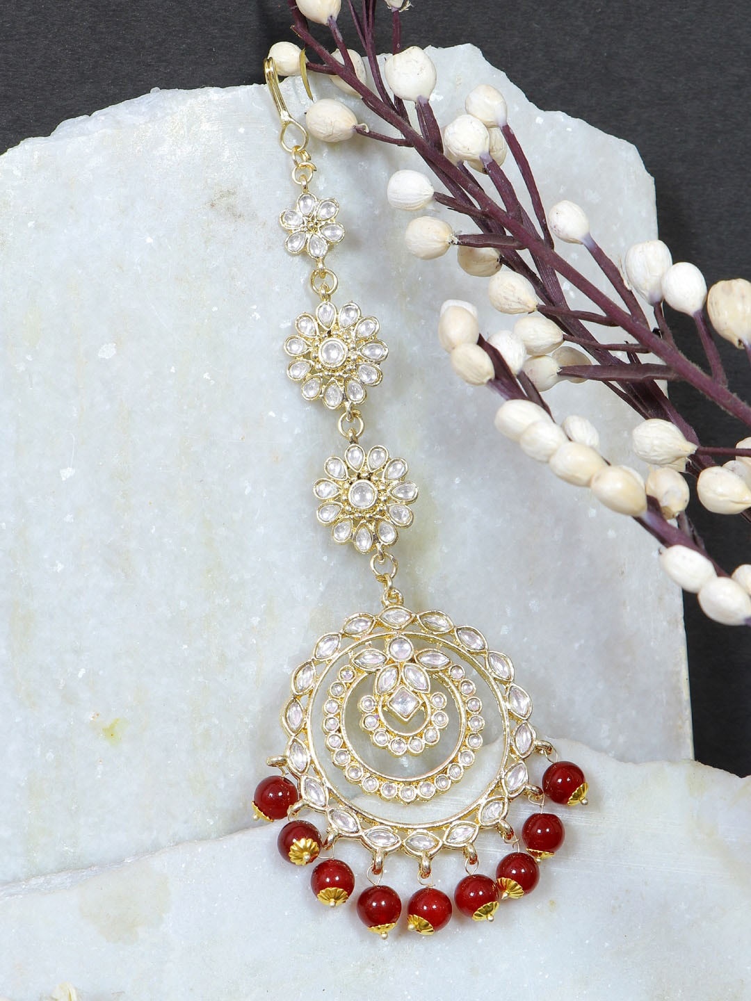 

Crunchy Fashion Gold-Plated White & Red Kundan-Studded Pearl Beaded Enamelled Maang Tikka