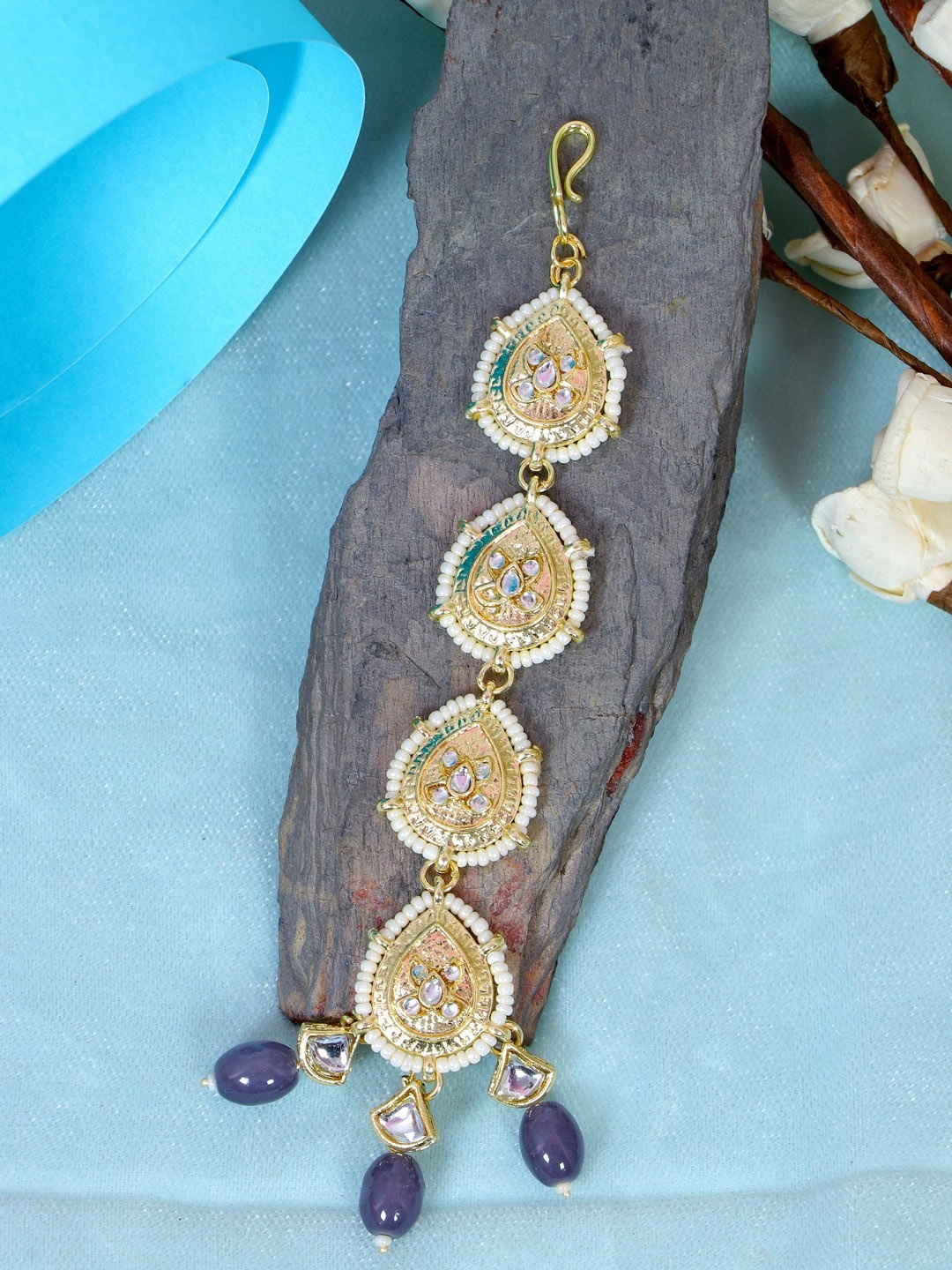 

Crunchy Fashion Gold-Plated White & Grey Kundan-Studded Pearl Beaded Enamelled Maang Tikka