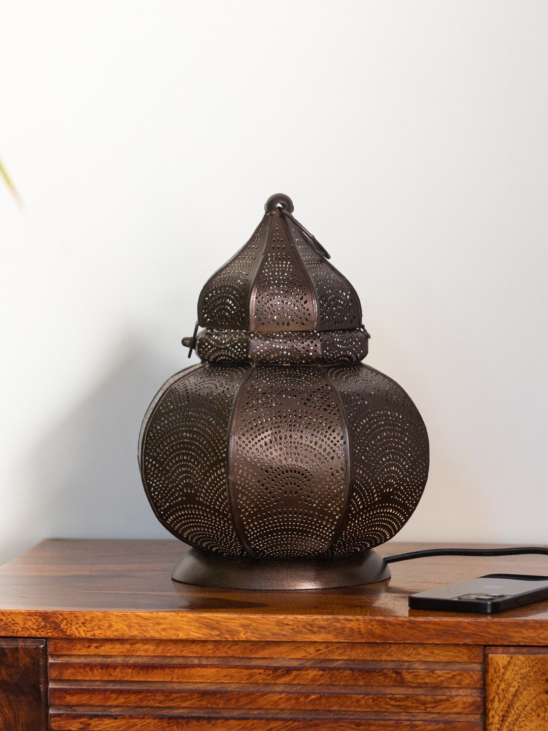 

ExclusiveLane Brown Solid Starlit Skies Hand-Etched Table Lamps