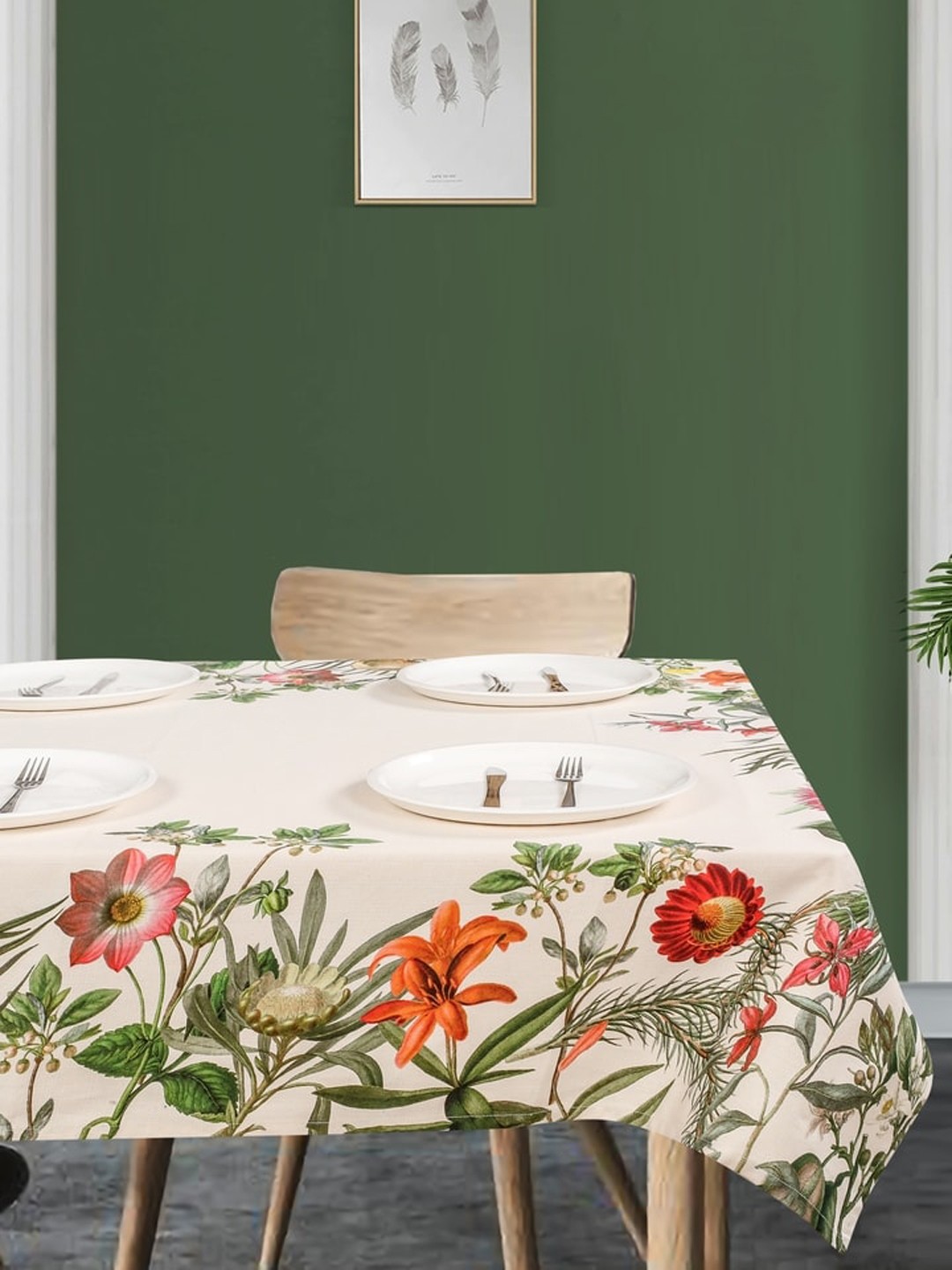 

SHADES of LIFE Beige & Green Floral Printed Cotton Table Covers