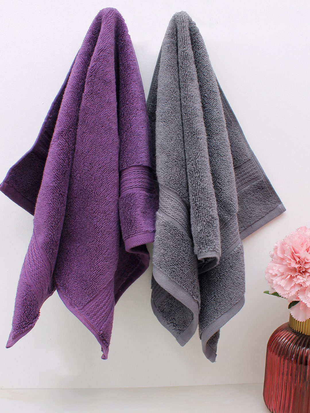 

AVI Living Set Of 4 Purple & Grey Solid 550 GSM Cotton Hand Towels